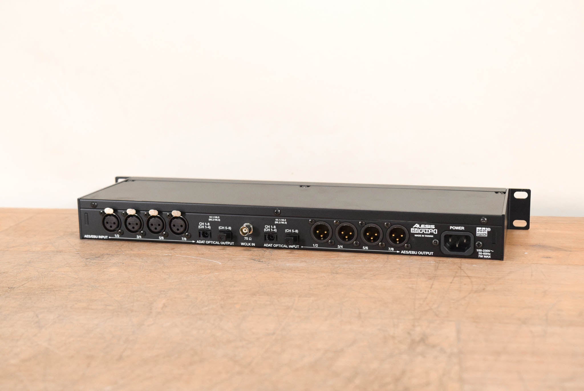 Alesis AI4 8-Channel AES EBU to Optical Interface