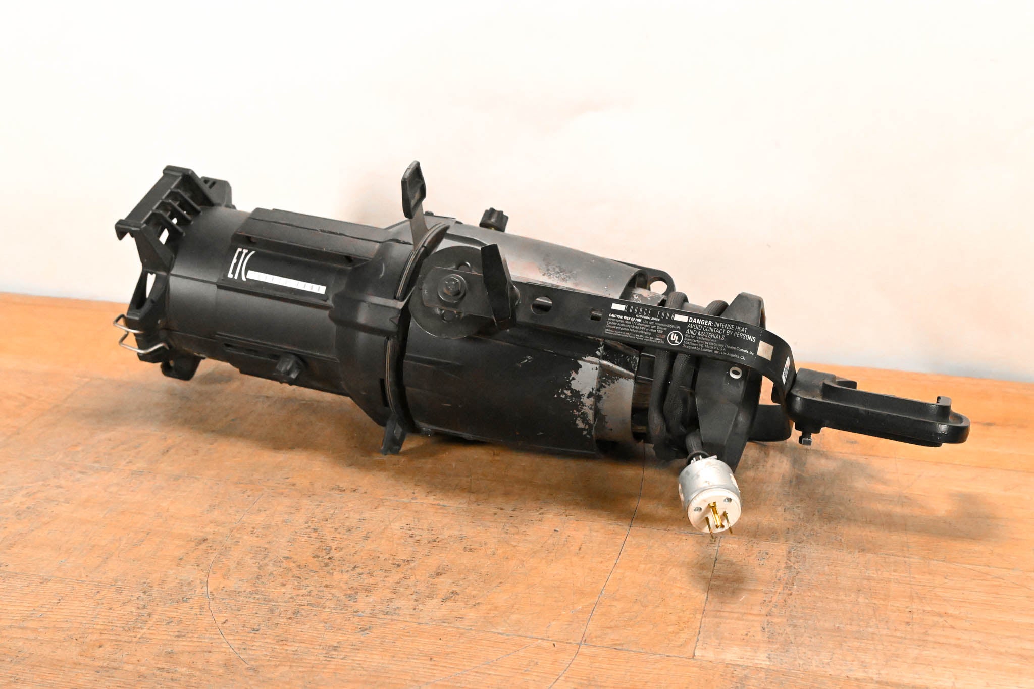 ETC Source Four 750 19 Degree Ellipsoidal Light