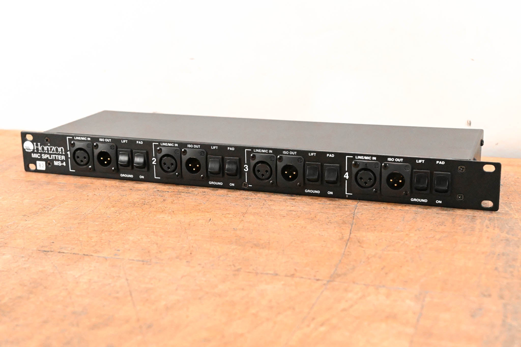Horizon MS-4 4-Channel Rackmount Mic Splitter