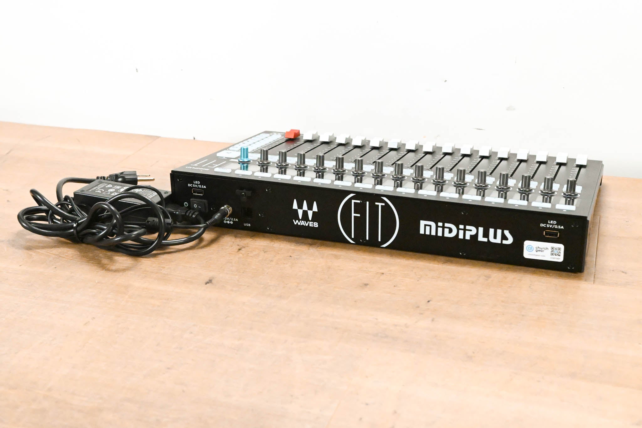 Waves FIT Controller for eMotion LV1