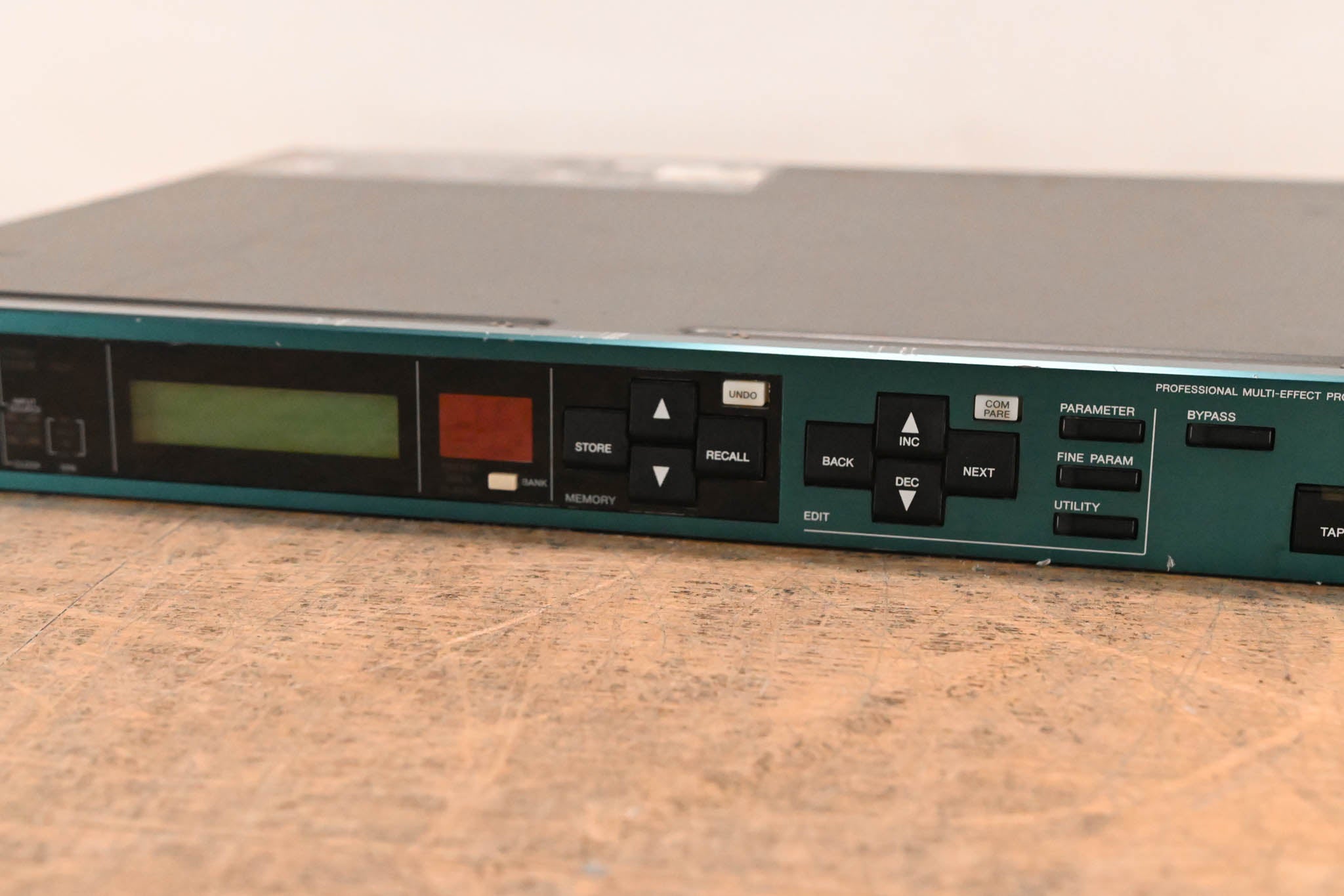 Yamaha SPX2000 Professional Multi-Effect Processor