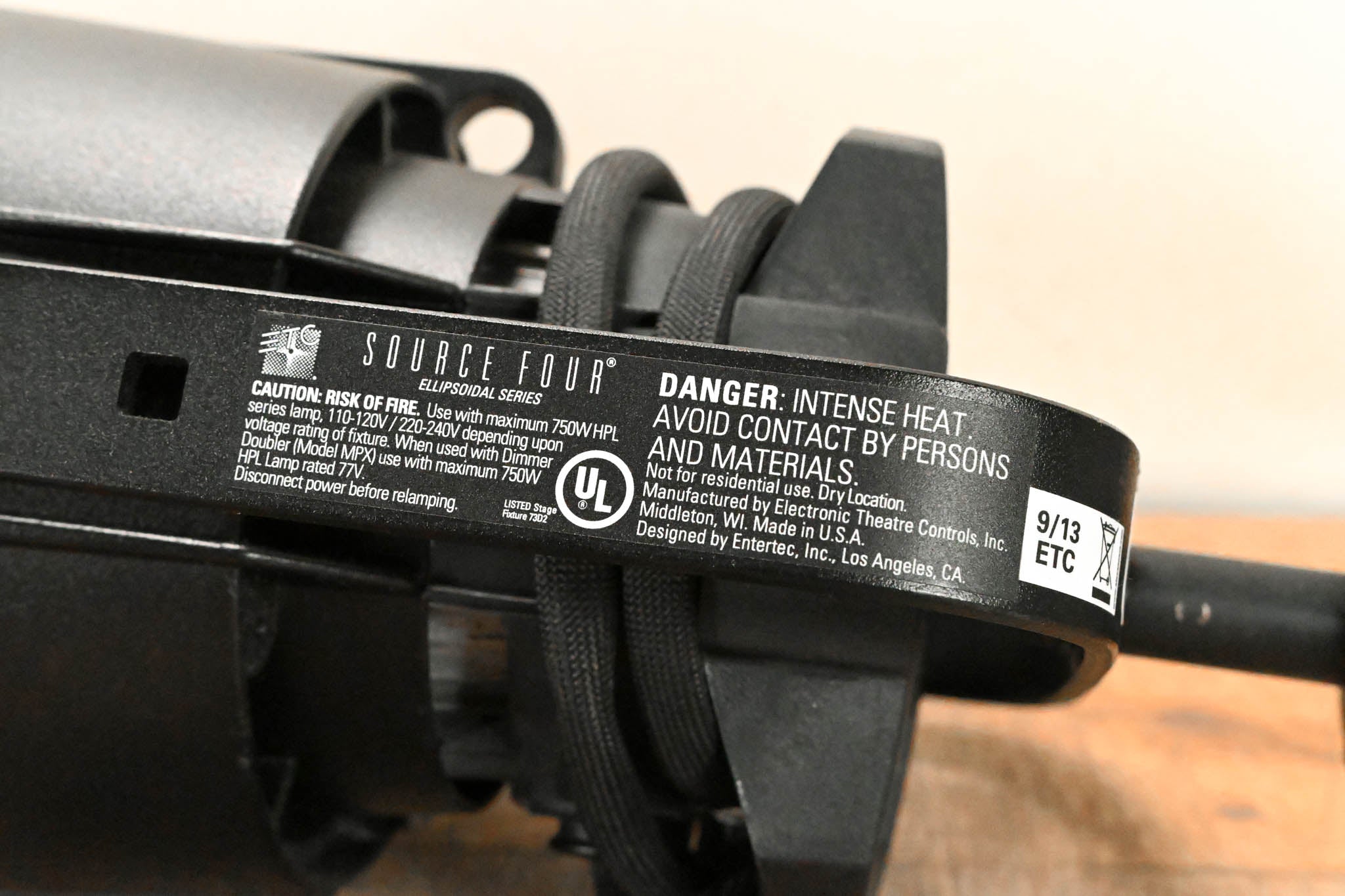ETC Source Four Zoom 15-30 Degree 750 Ellipsoidal Light