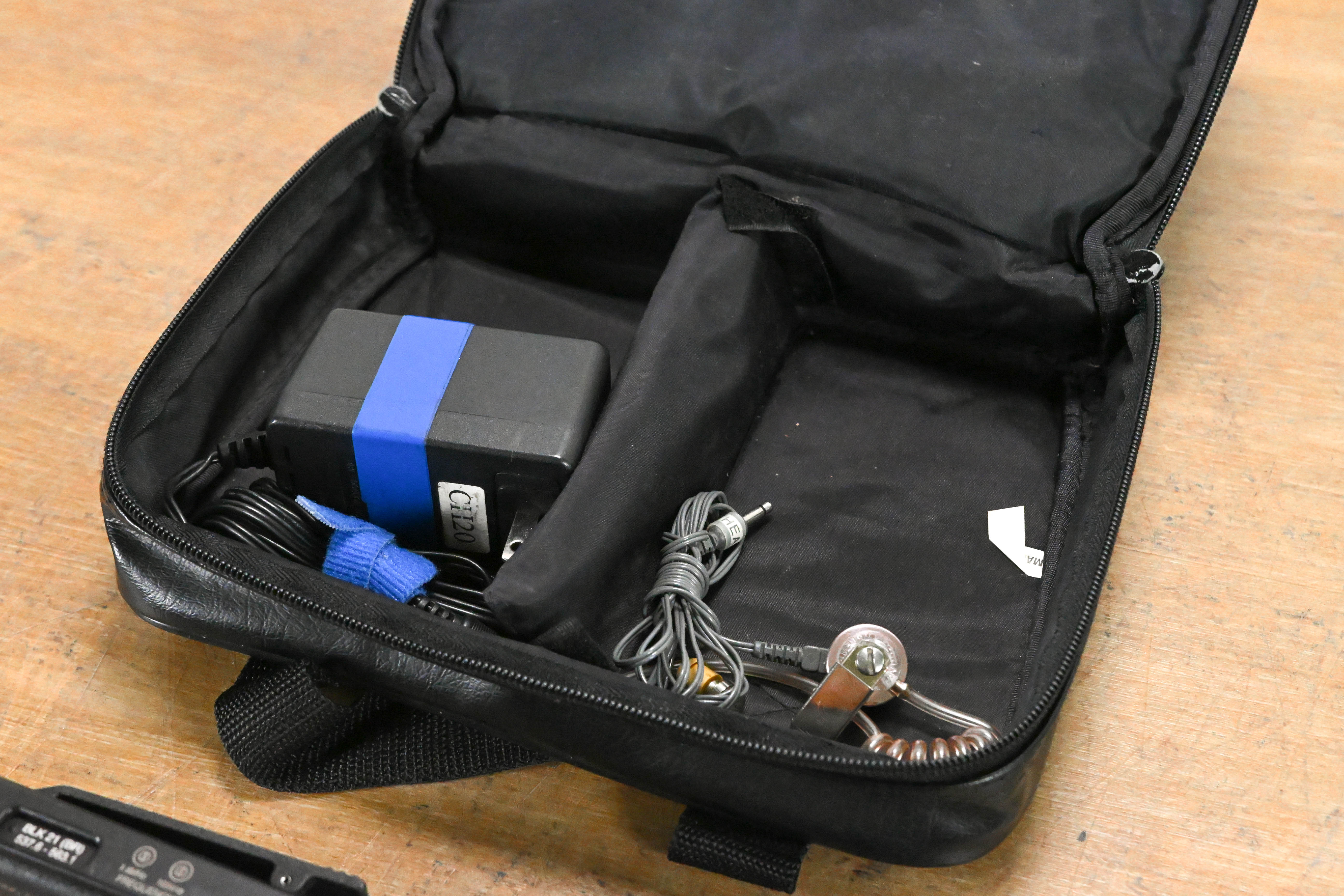 Lectrosonics T1 IFB Transmitter & R1a Receiver Block 21 w/ Case