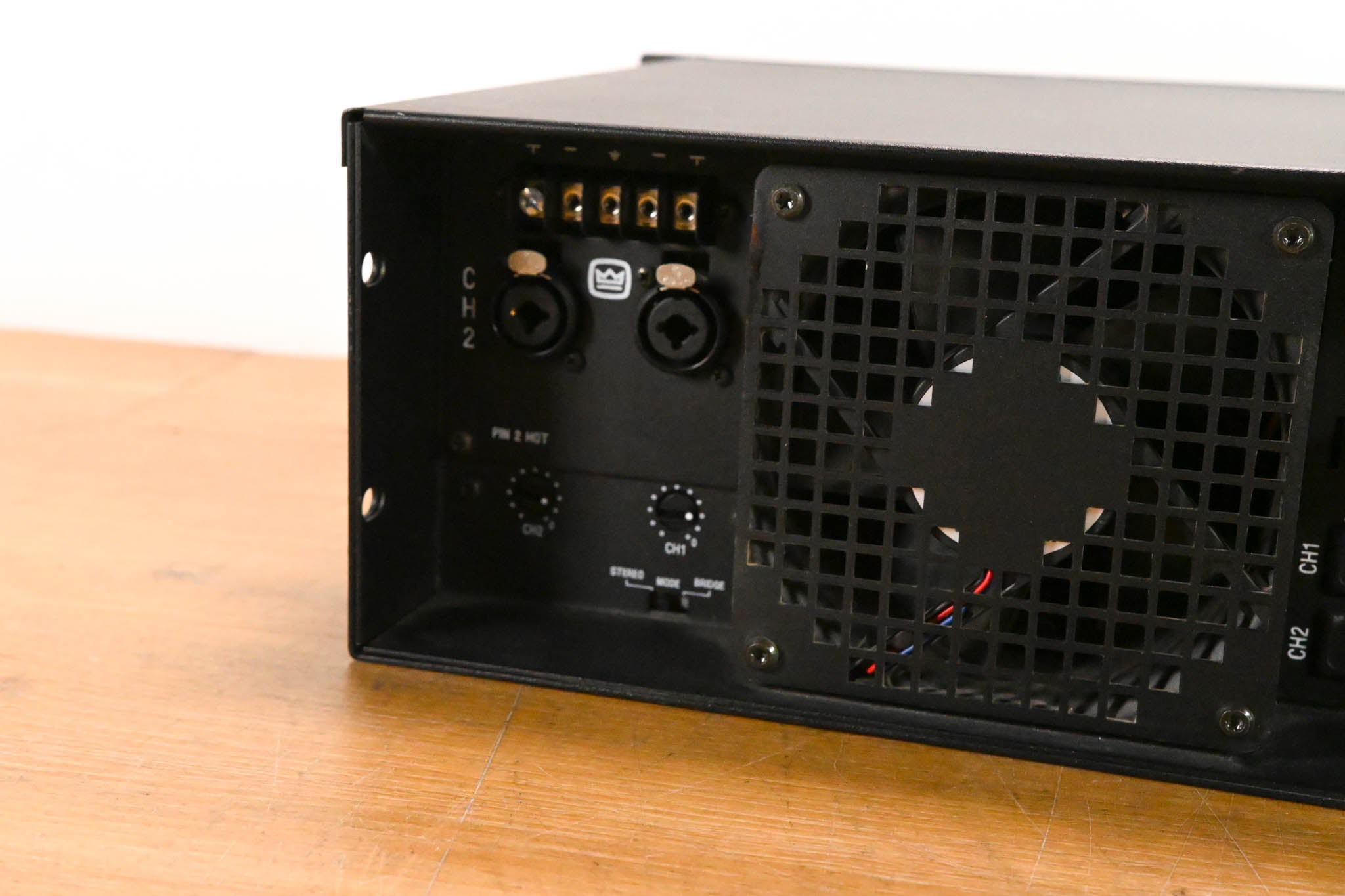 Crown CH2 Contractor Series 2-Channel Power Amplifier