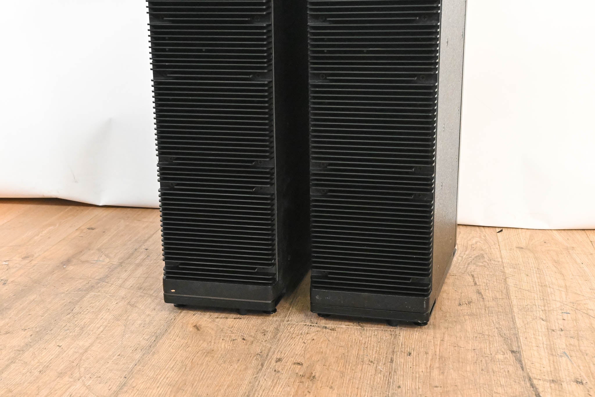 Meyer Sound M'elodie High-Power Curvilinear Array Loudspeaker (PAIR)