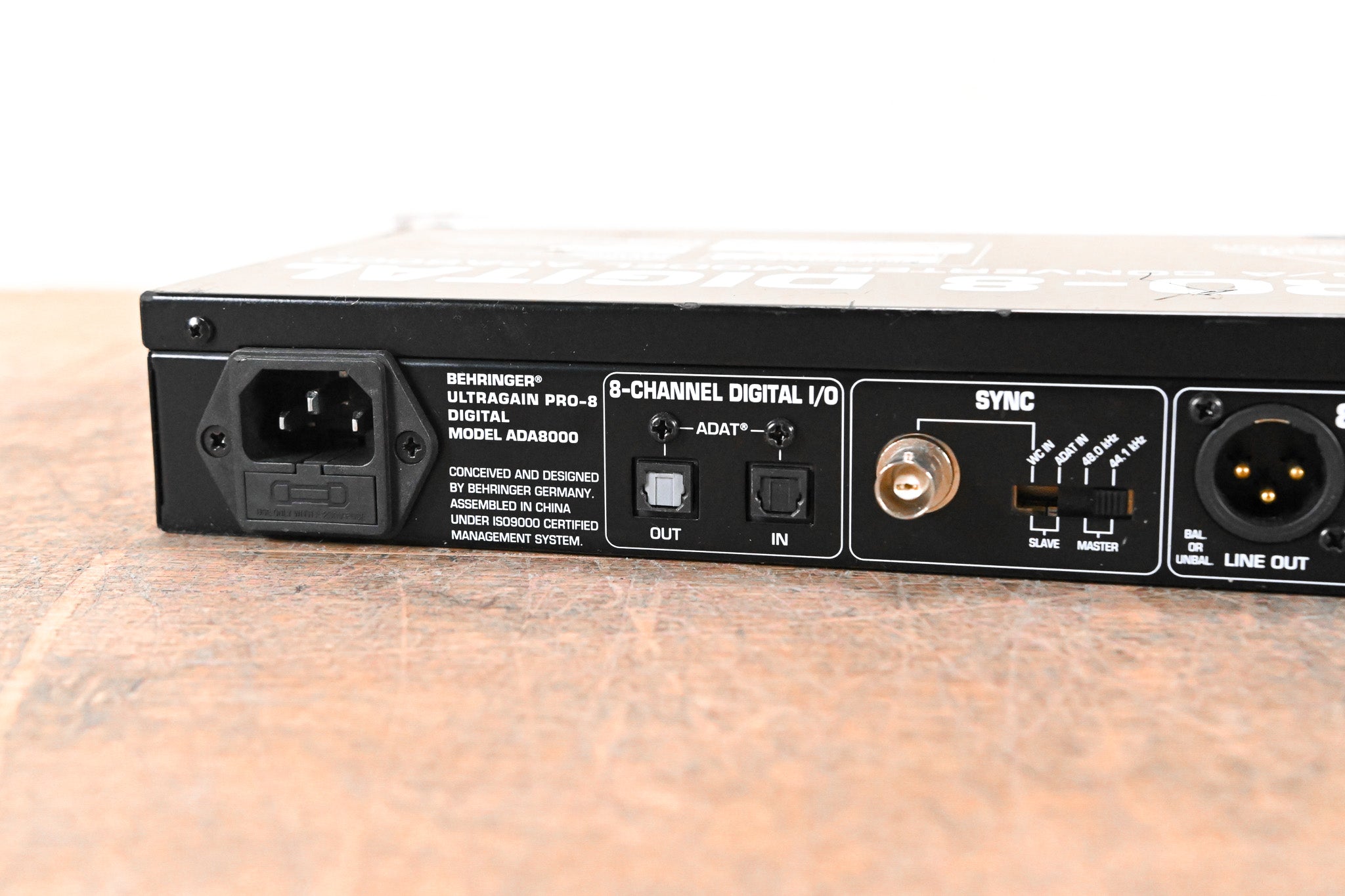 Behringer ADA8000 ULTRAGAIN PRO-8 8-Channel Mic Preamp/Converter