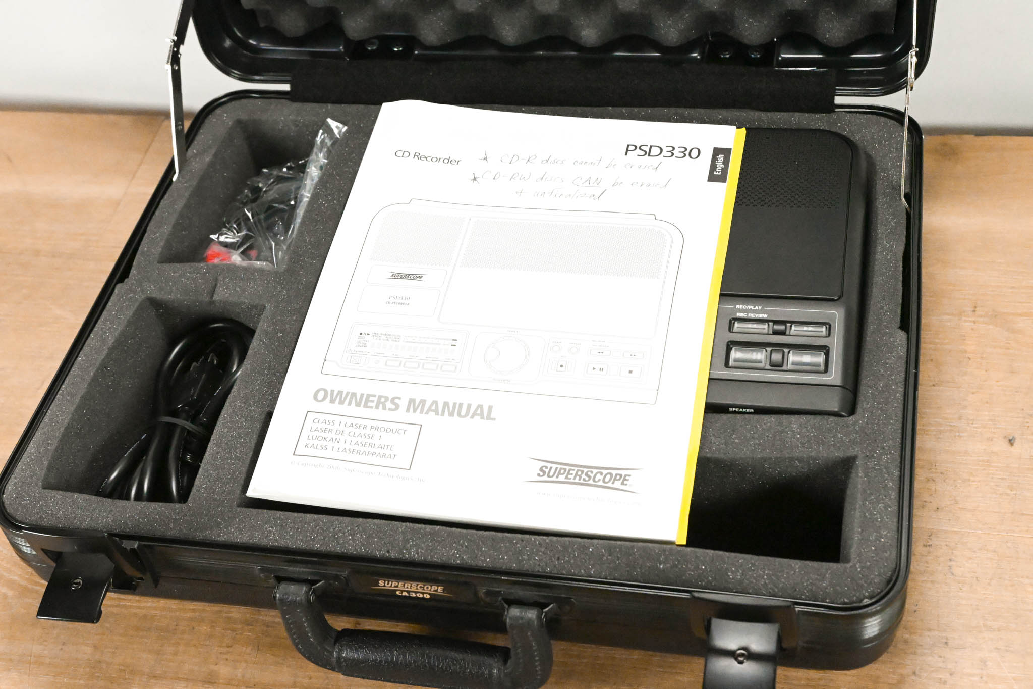 Superscope PSD330 Compact CD Player/Recorder with CA300 Carrying Case