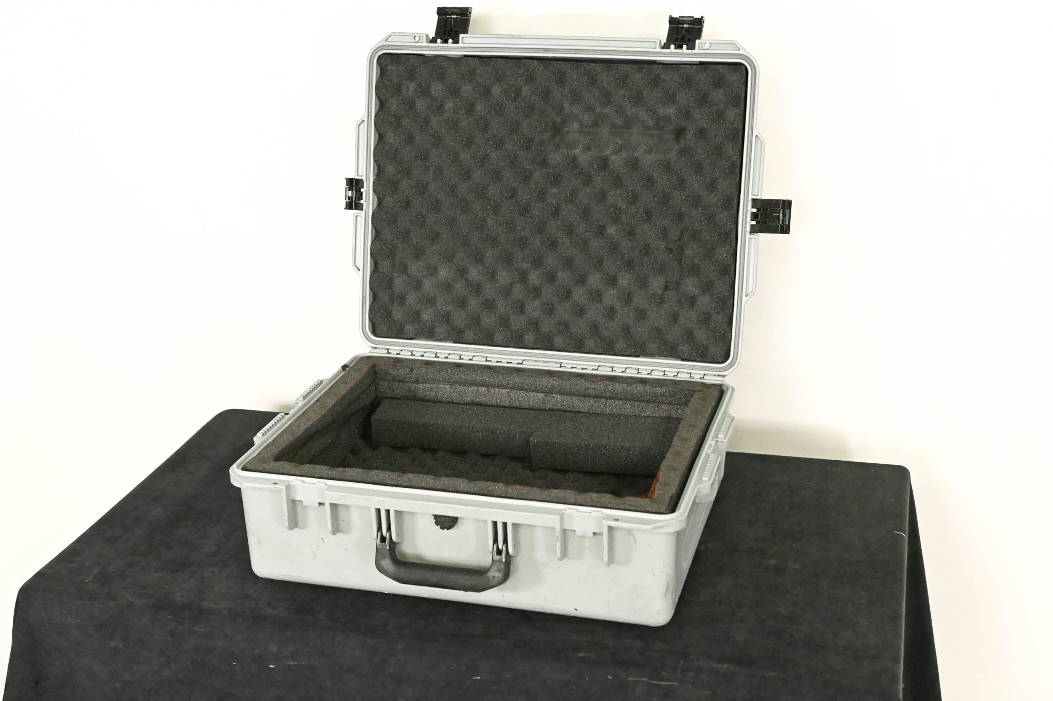 Pelican Storm Case iM2700 22.00 x 17.00 x 8.00 in