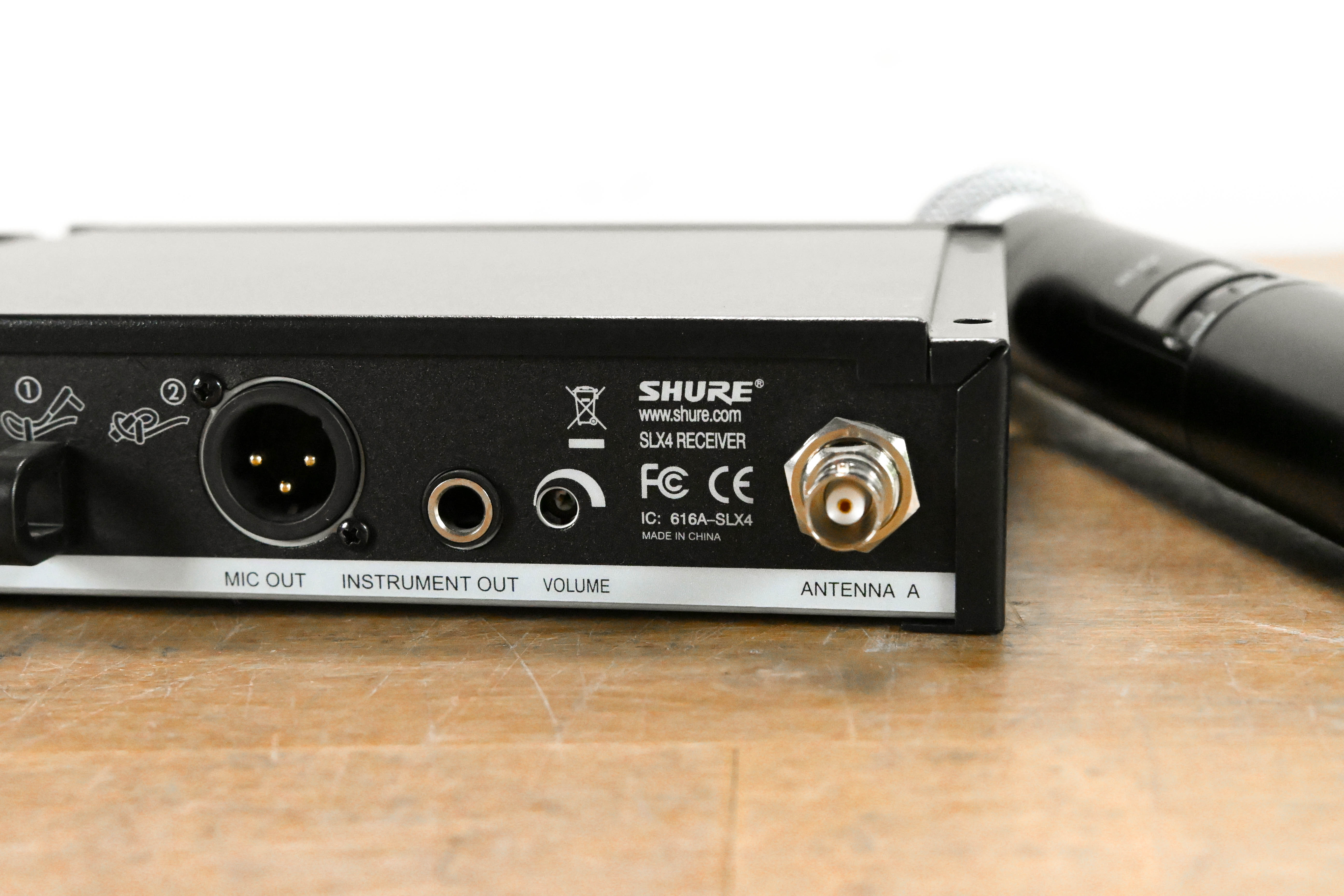 Shure SLX24/SM58 Handheld Microphone System - H19 Band NO POWER SUPPLY