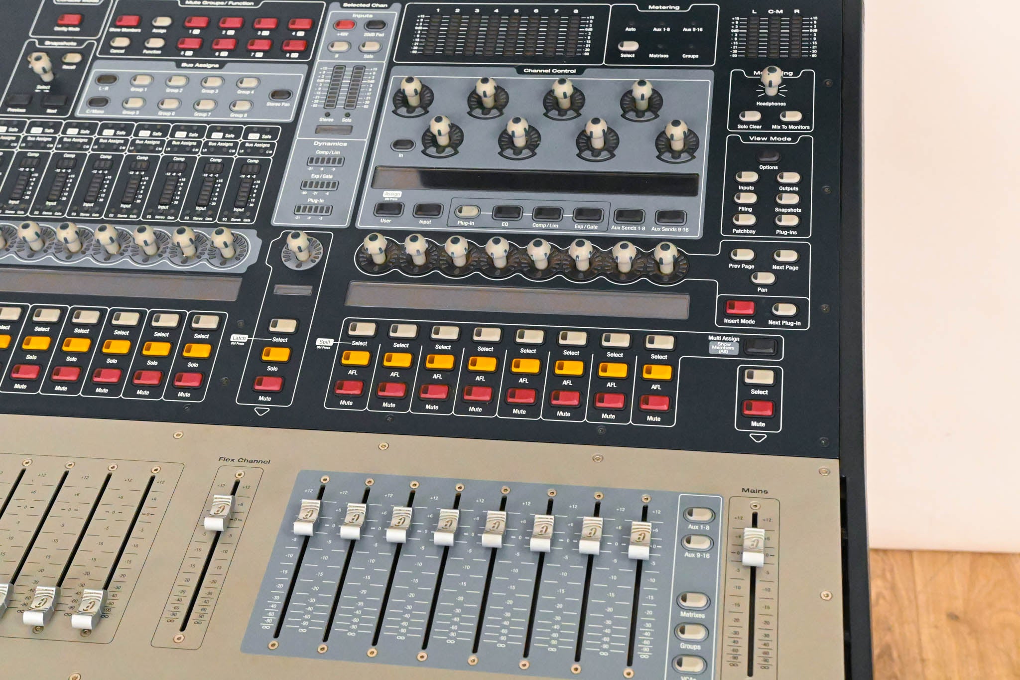 AVID VENUE SC48 Digital Audio Mixing Console
