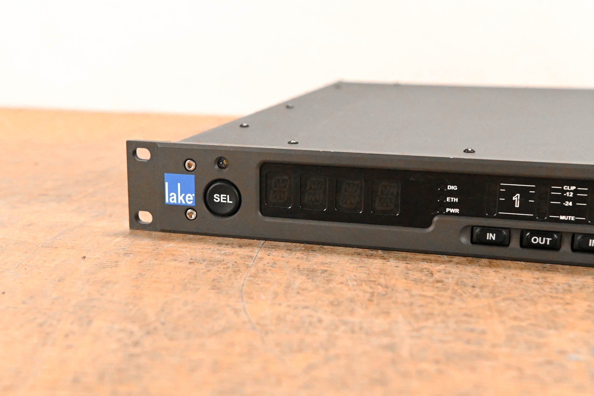 Lake Technology Mesa Quad EQ 4×4 Digital Matrix Processor
