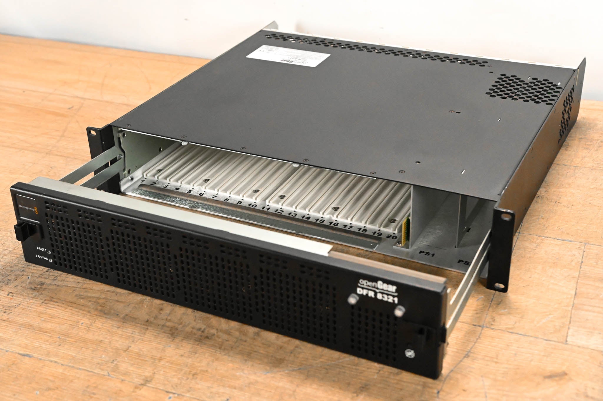 Blackmagic Design DFR-8321 OpenGear Module Frame