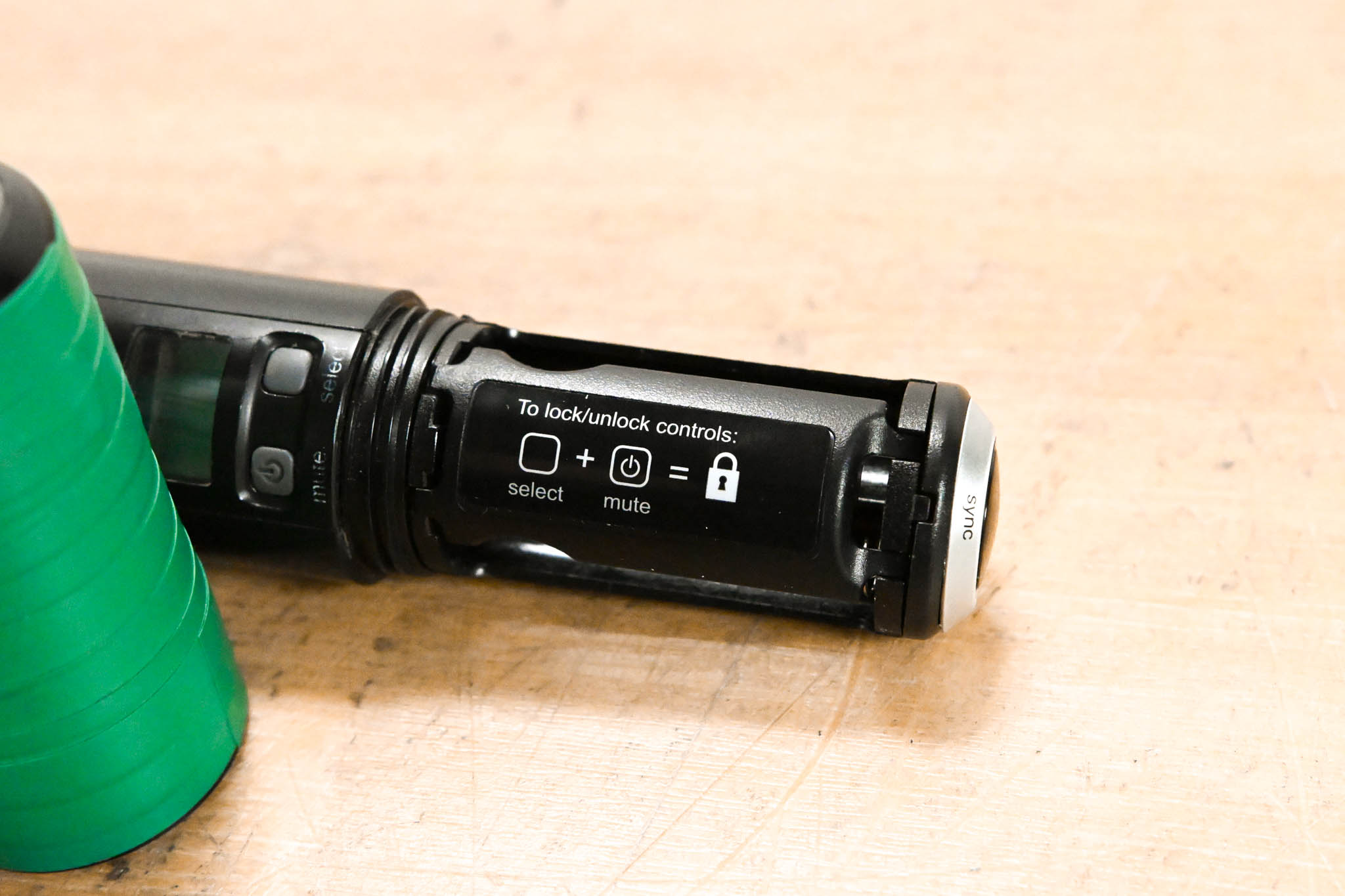 Shure SLX24/SM58 Handheld Wireless System - G5 Band (NO POWER SUPPLY)
