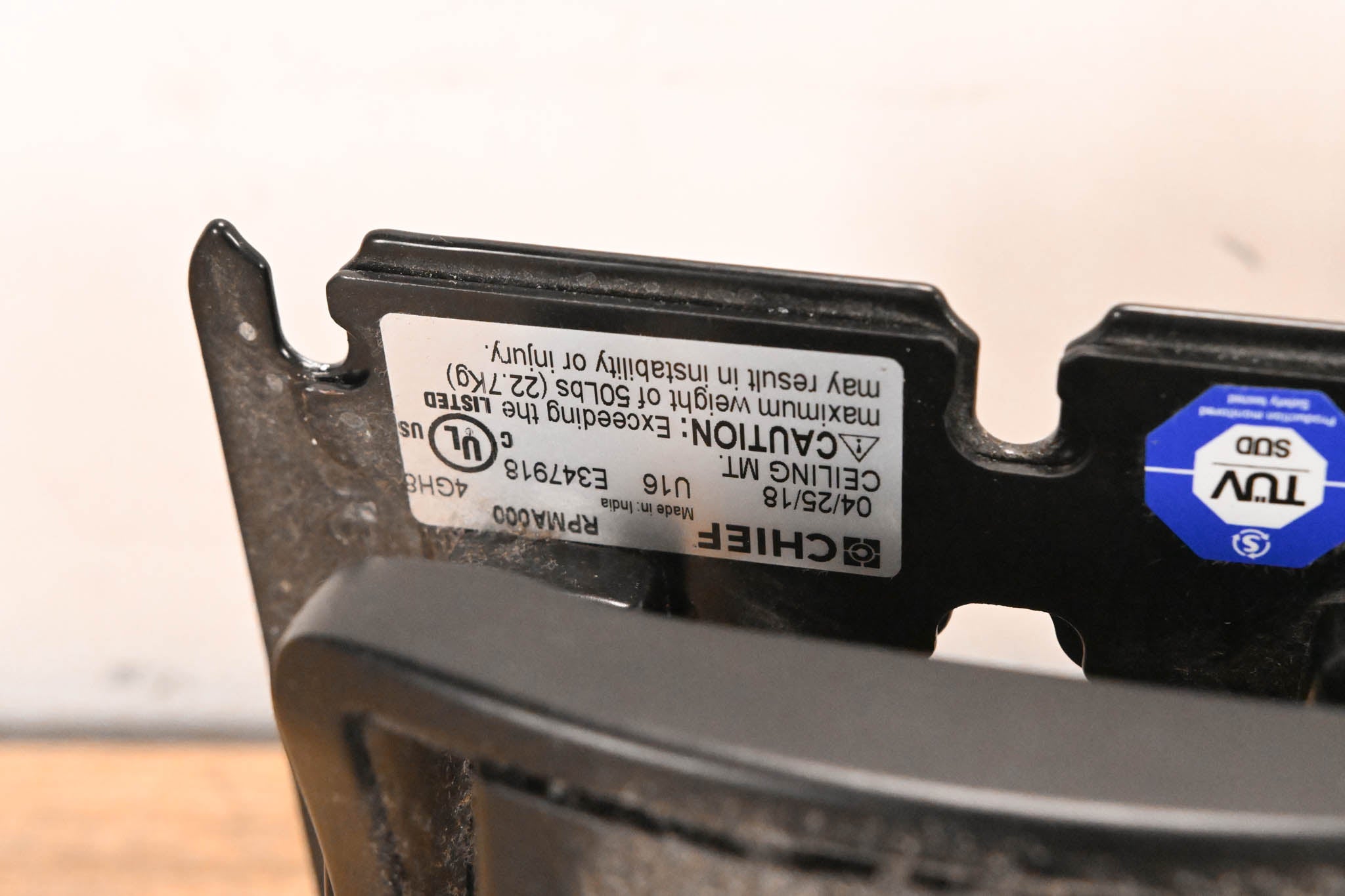 Chief RPMA000 Projector Mount System w/ CMS009012 Column & CMA345 Plate