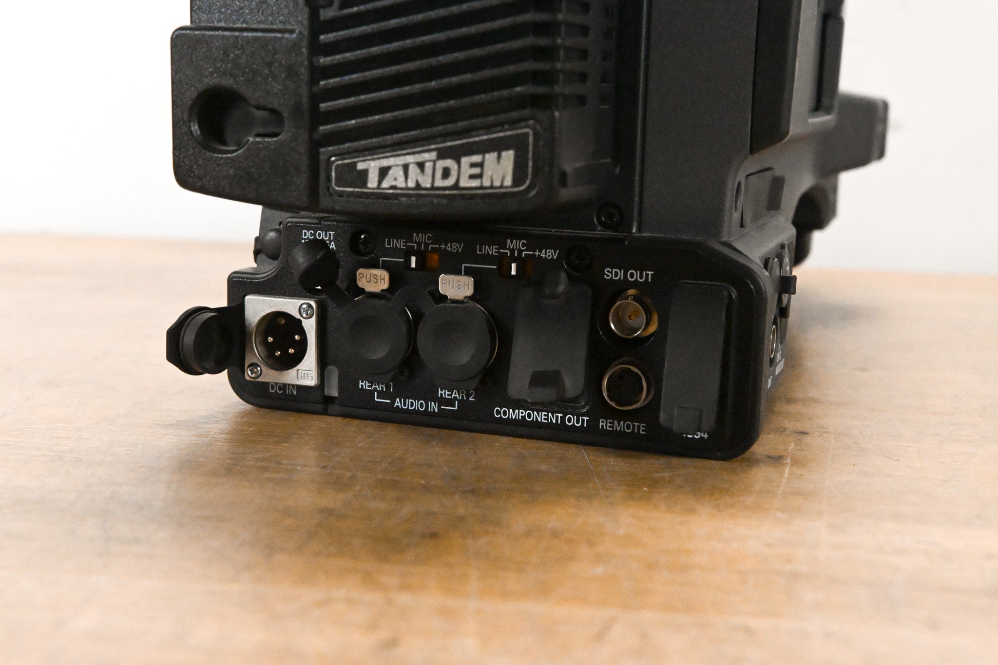 Panasonic AG-HPX500P 2/3" Shoulder-Mounted P2HD Camcorder