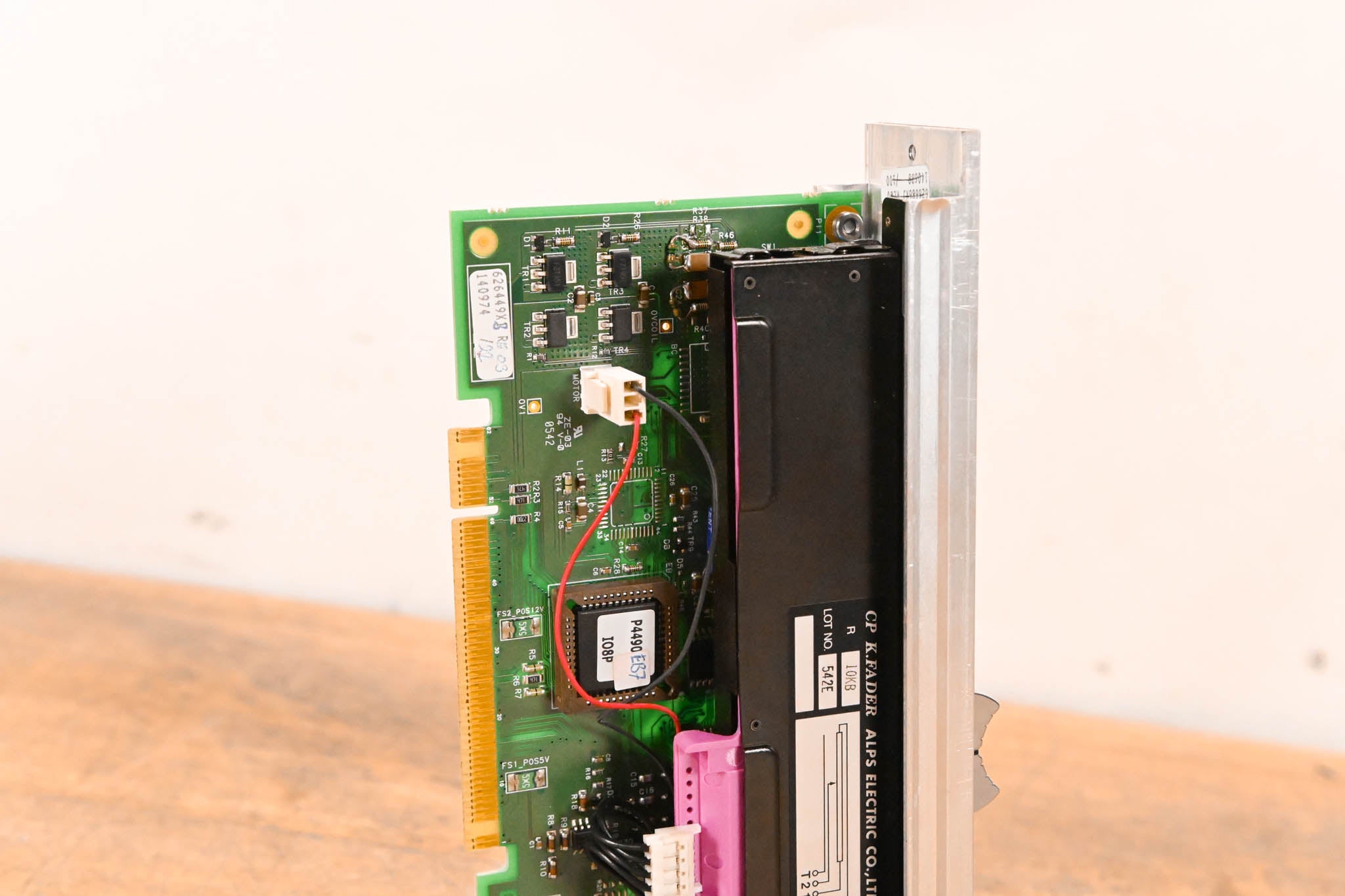 Solid State Logic C300 HD Motorized Fader Module – ALPS K-Fader Assembly