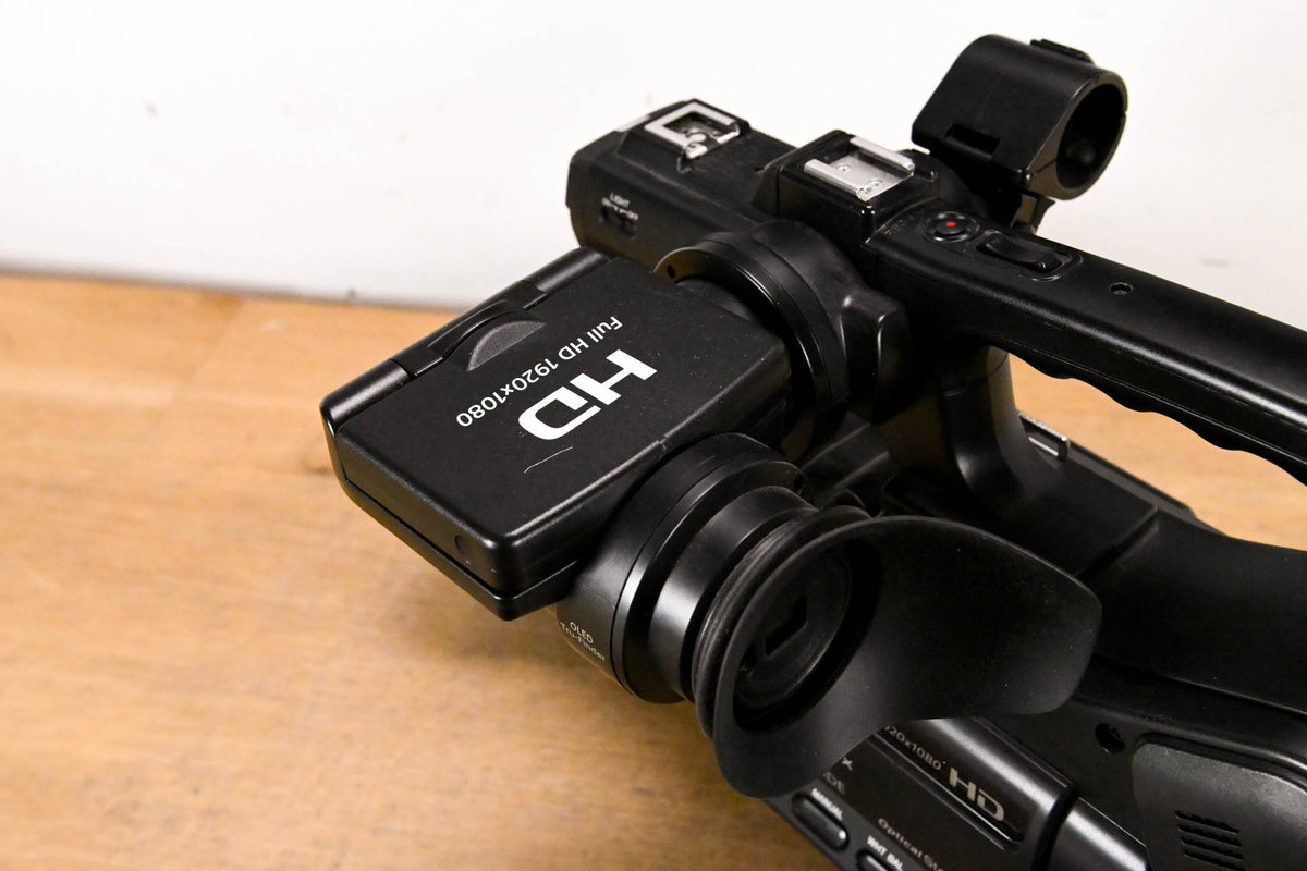 Sony HXR-MC2500 1/4-inch Exmor R CMOS Sensor HD / SD AVCHD Camcorder