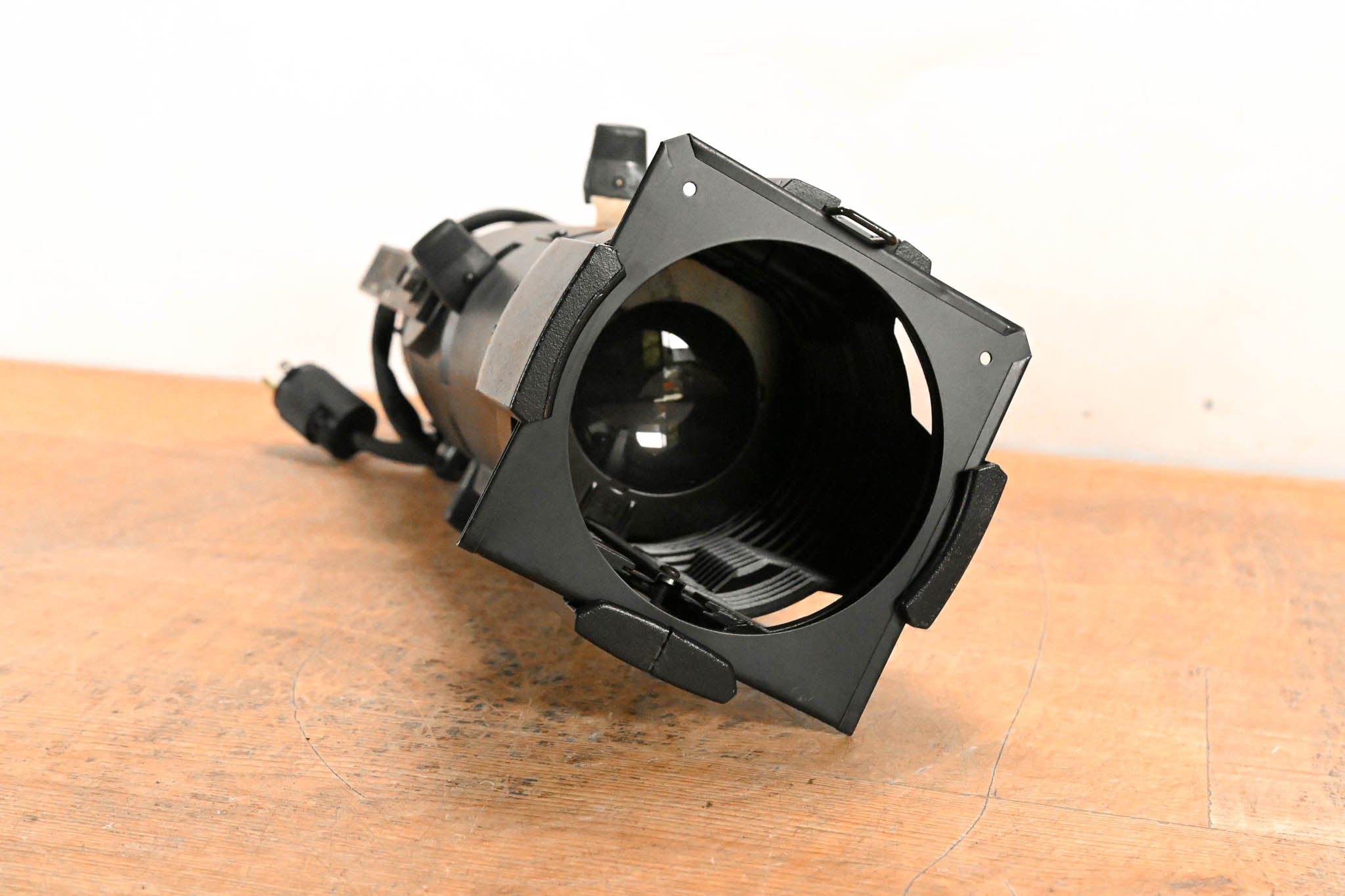 ETC Source Four Jr 26 Degree 575 Ellipsoidal Light