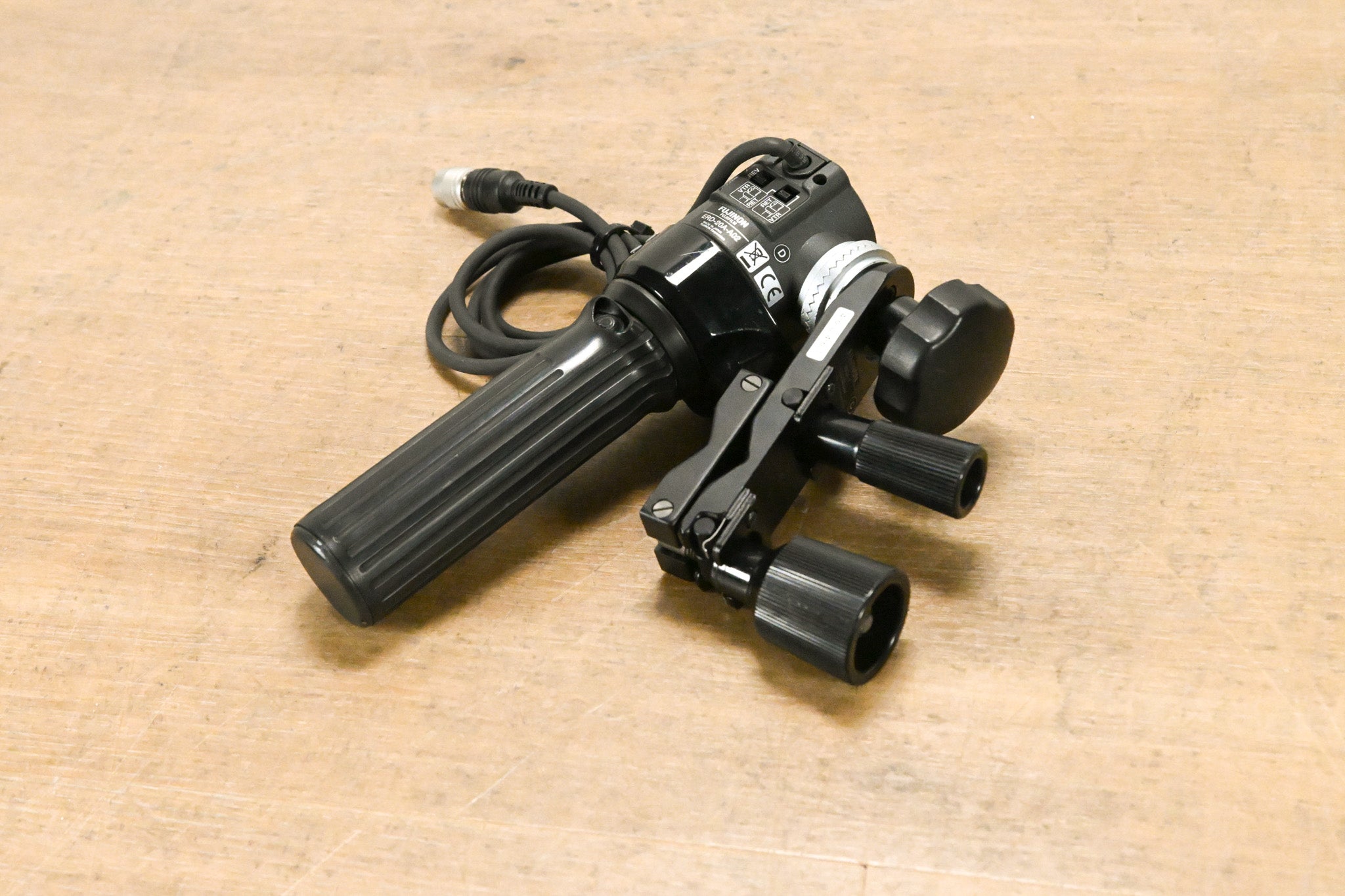Fujinon ERD-20A-A02 Zoom Demand with MCA-7 Mounting Clamp