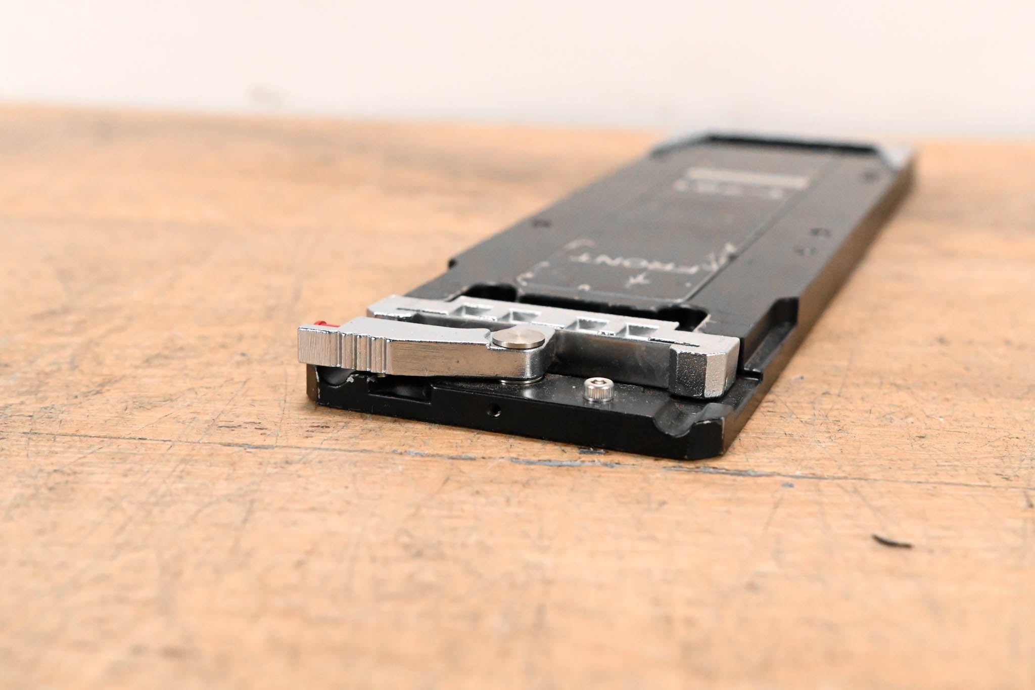 Ikegami T-791 Tripod Mounting Plate