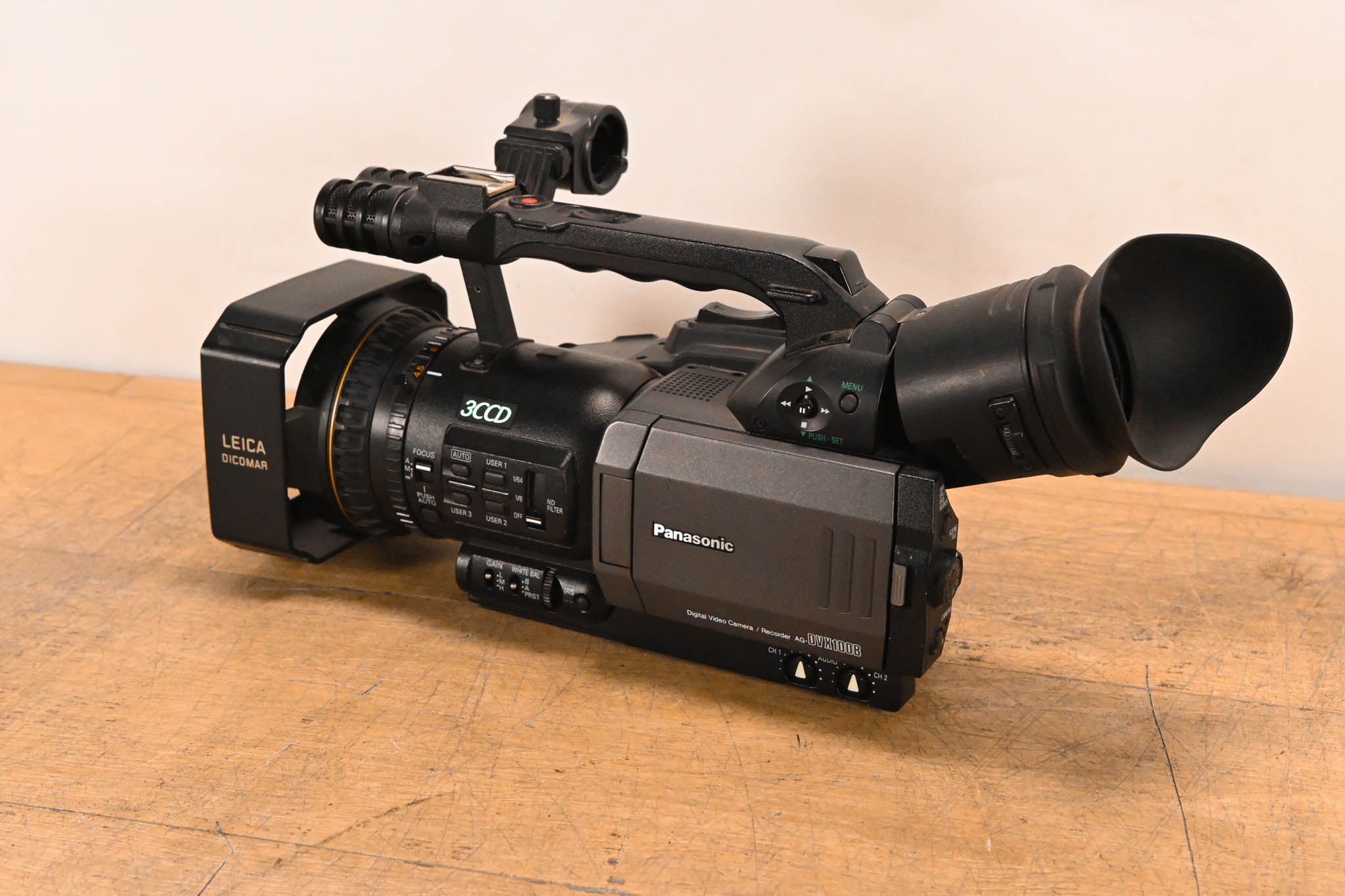 Panasonic AG-DVX100B 3-CCD Mini-DV Cinema Video Camcorder