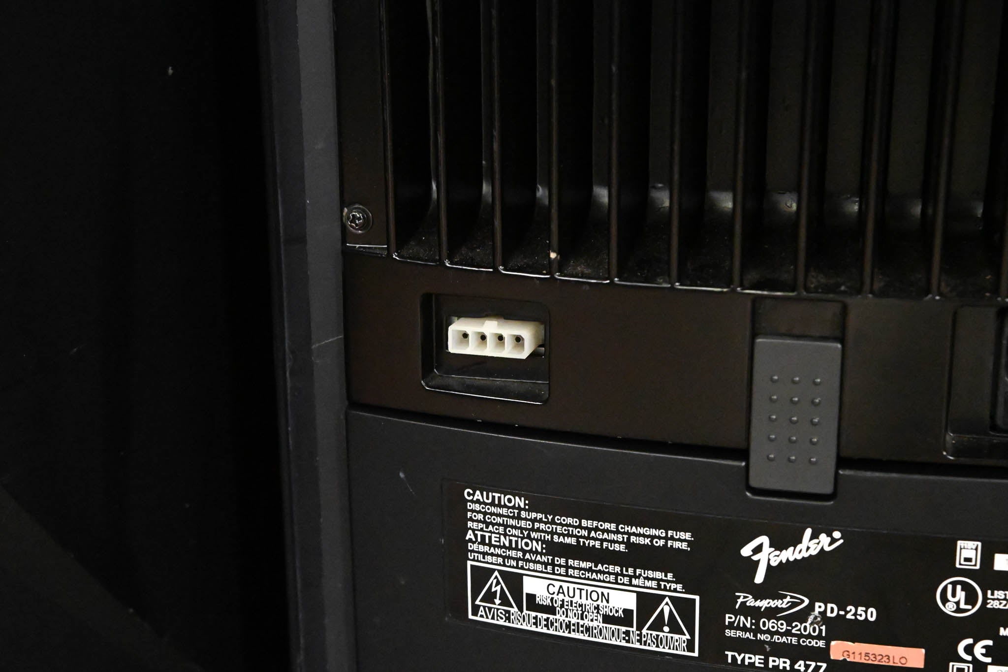 Fender PD-250 Passport 250W Portable PA System