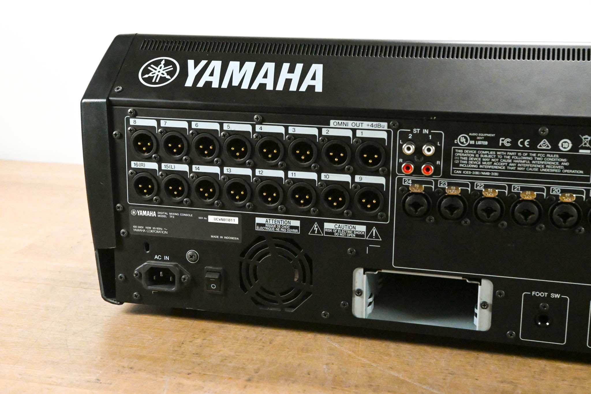 Yamaha TF3 24-Channel Digital Audio Mixer