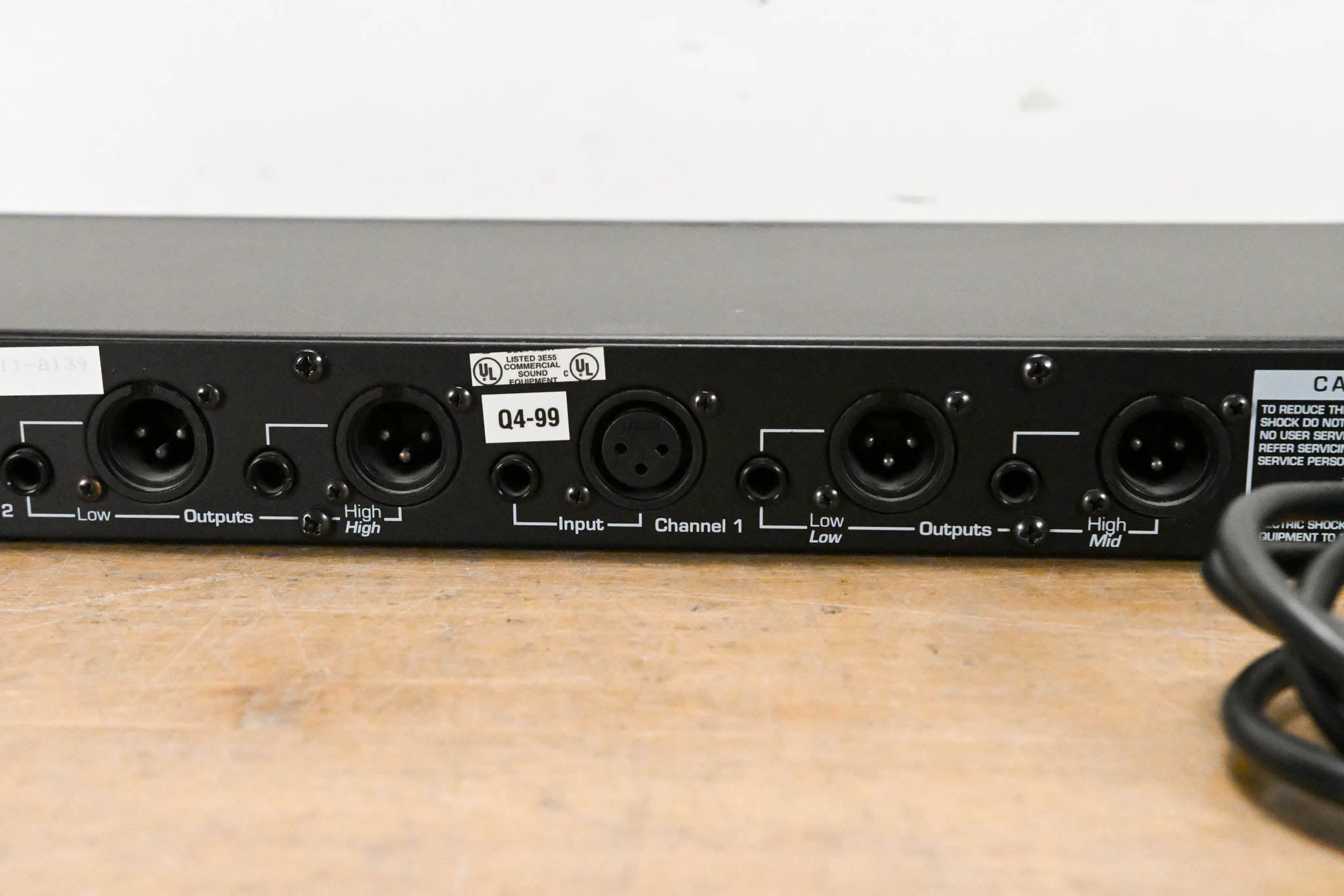 Ashly XR-1001 Stereo 2-Way, Mono 3-Way Crossover