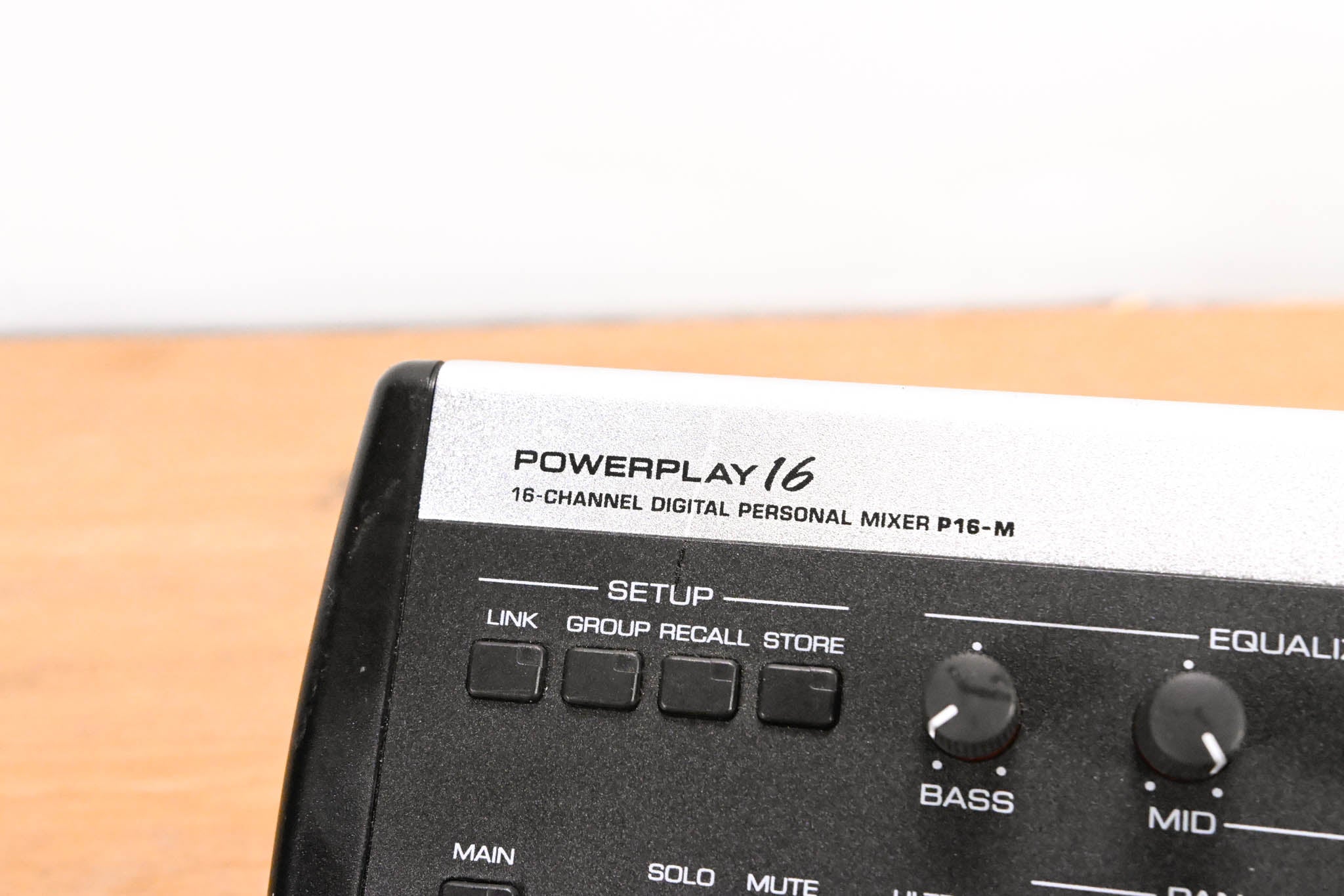 Behringer Powerplay P16-M 16-Channel Digital Personal Mixer