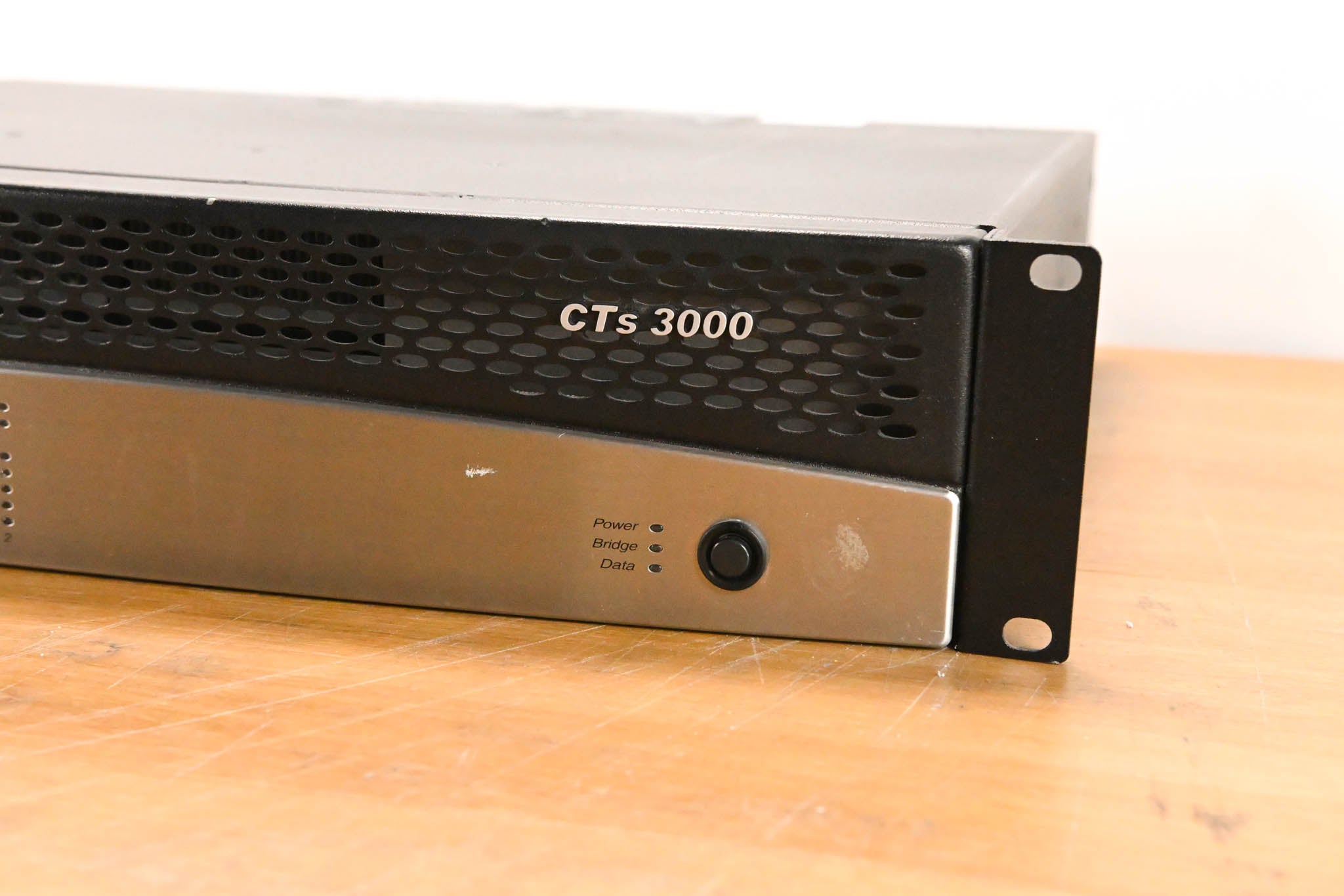 Crown CTs 3000 Two-Channel 1500W Power Amplifier