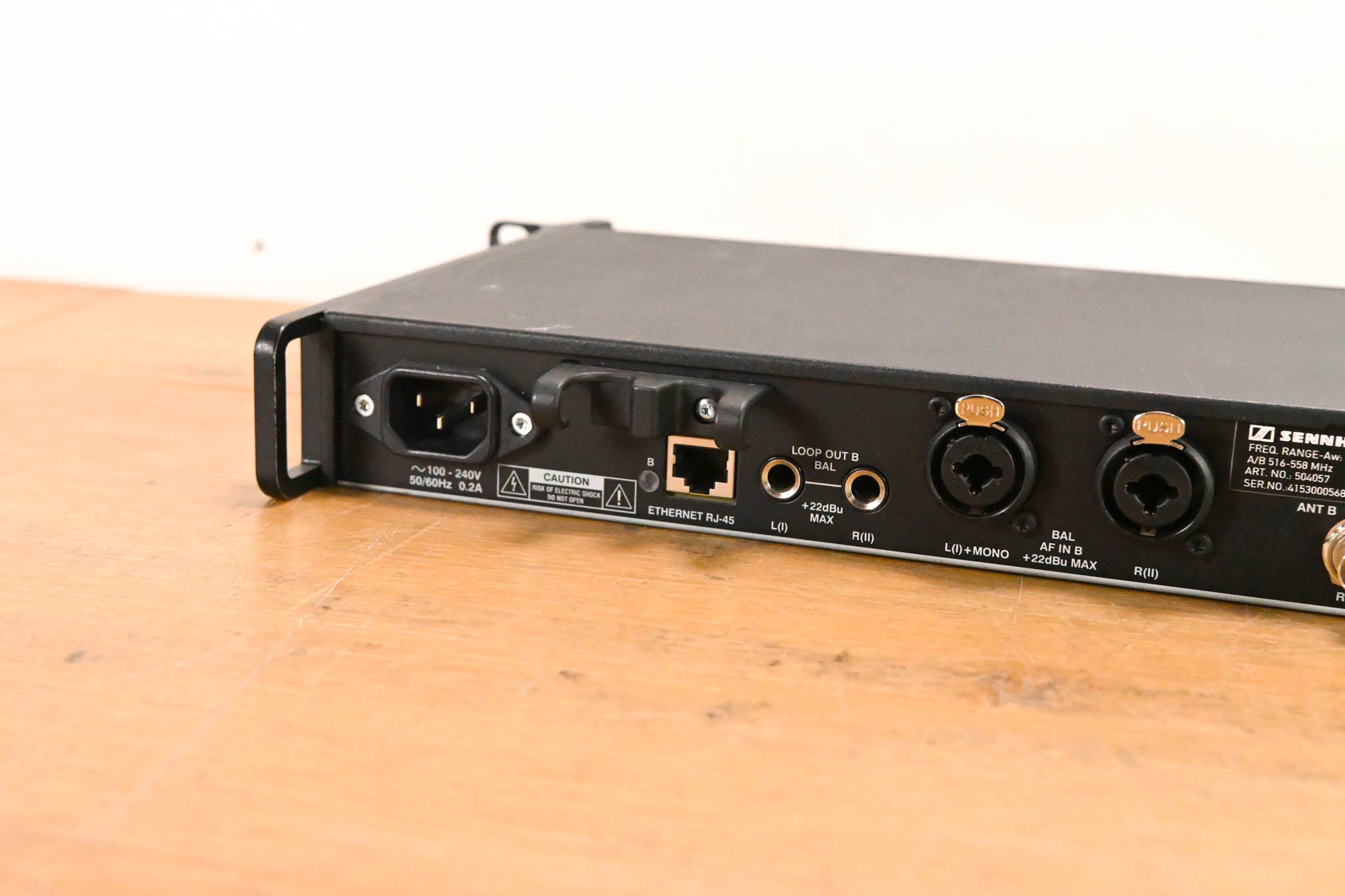 Sennheiser SR 2050XP IEM Stereo Wireless Transmitter - Aw: 516-558 MHz