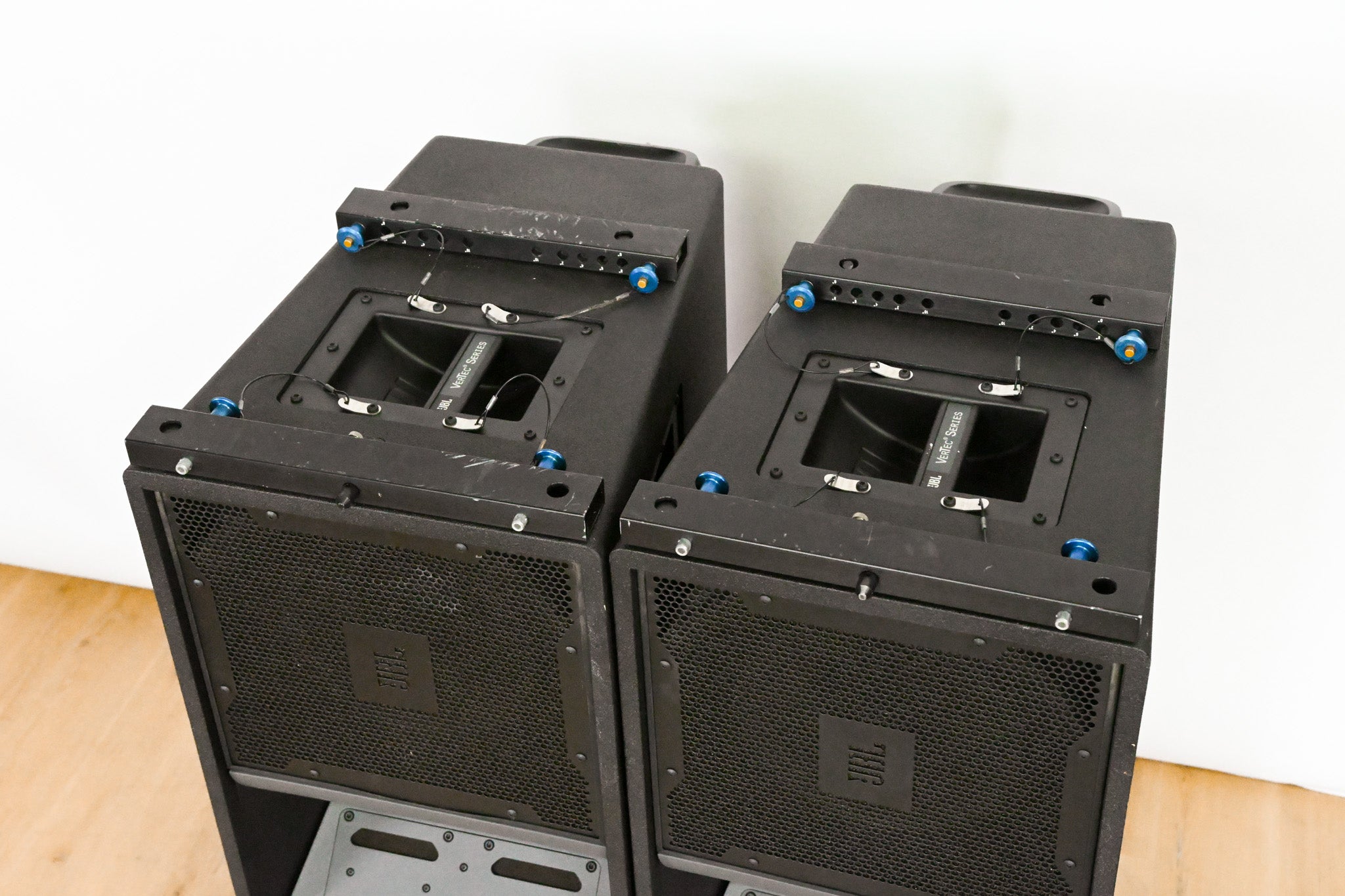JBL VT4888DP Powered 3-Way Line Array Speaker (PAIR)