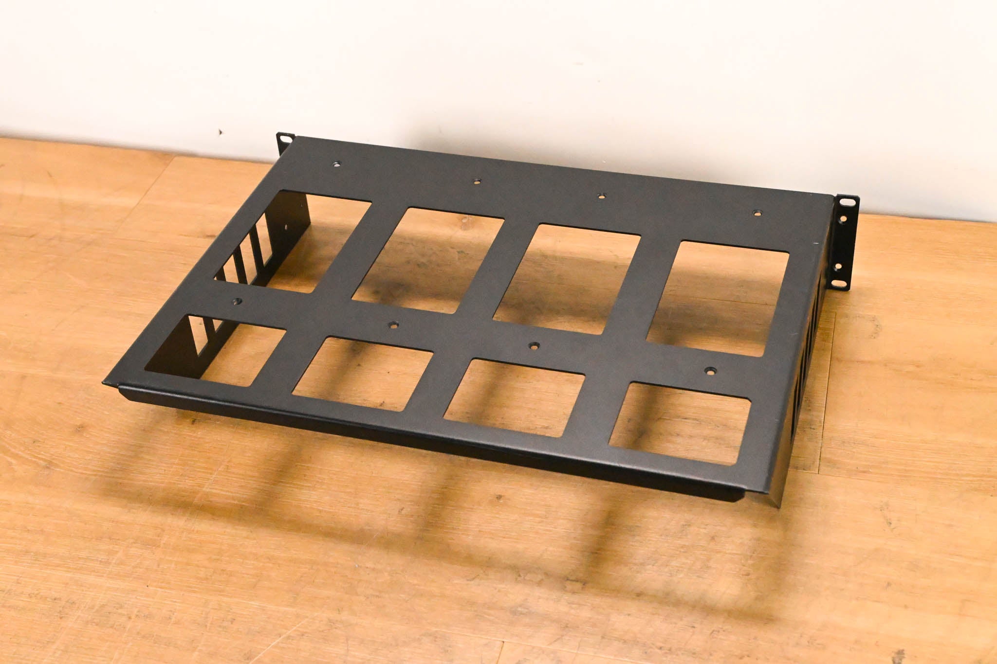 Waves Rack Shelf For Half-Rack Sound Grid Servers
