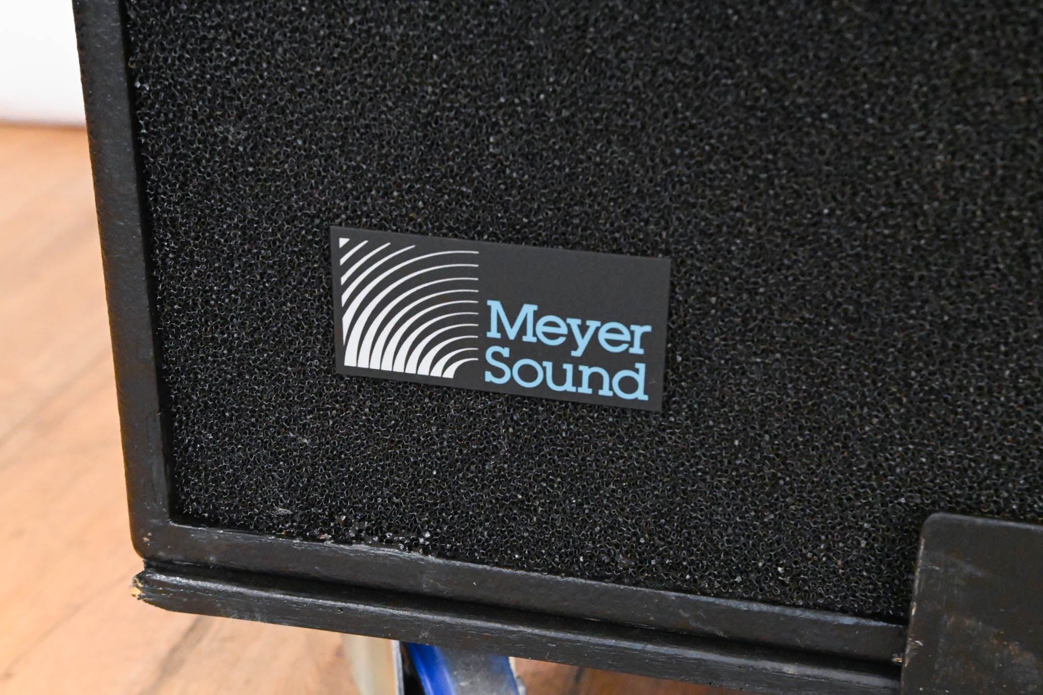 Meyer Sound MSL-4 Self-Powered Reinforcement Speaker (PAIR) w/ Wheels