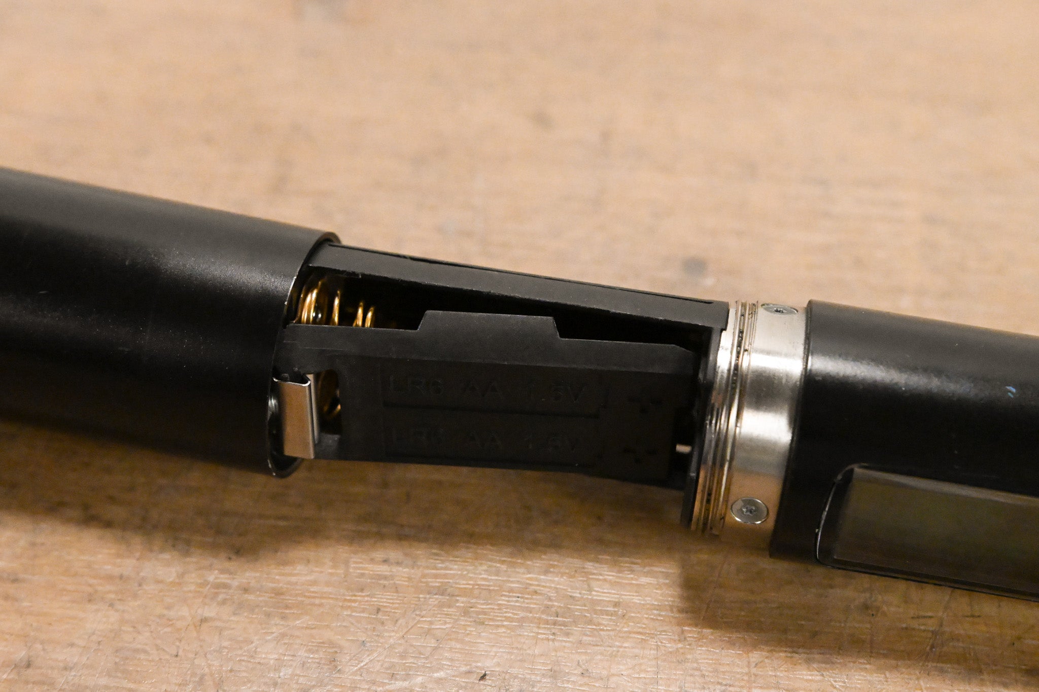 Sennheiser SKM 2000XP Handheld Transmitter (NO CAPSULE) - 516-558 MHz