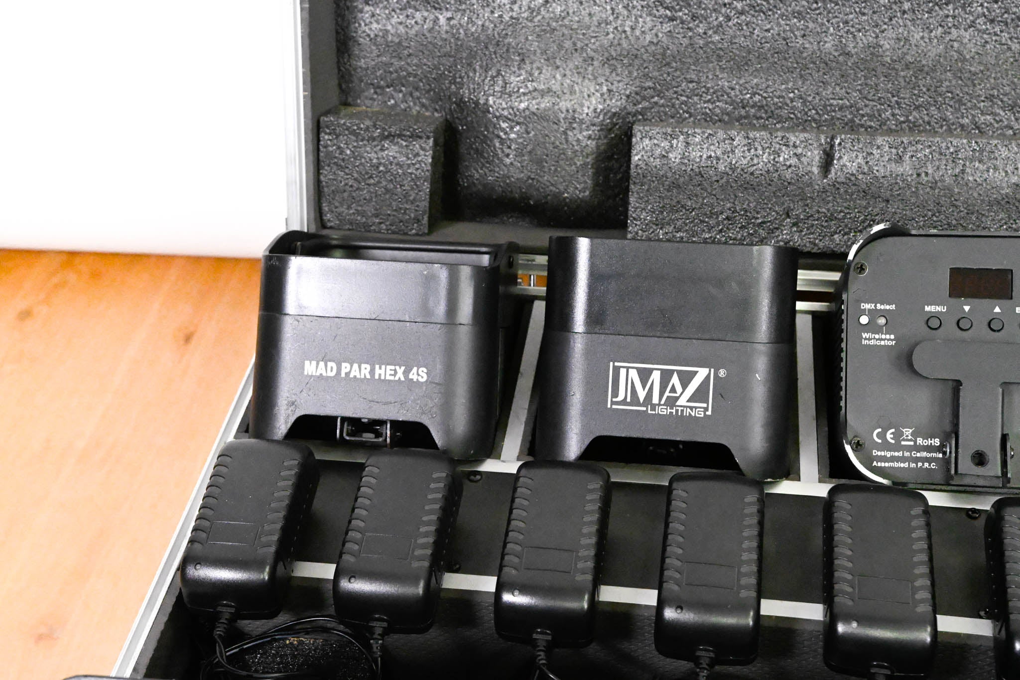 JMAZ Lighting MAD PAR HEX 4S Battery LED Uplight Kit w/ Charging Case