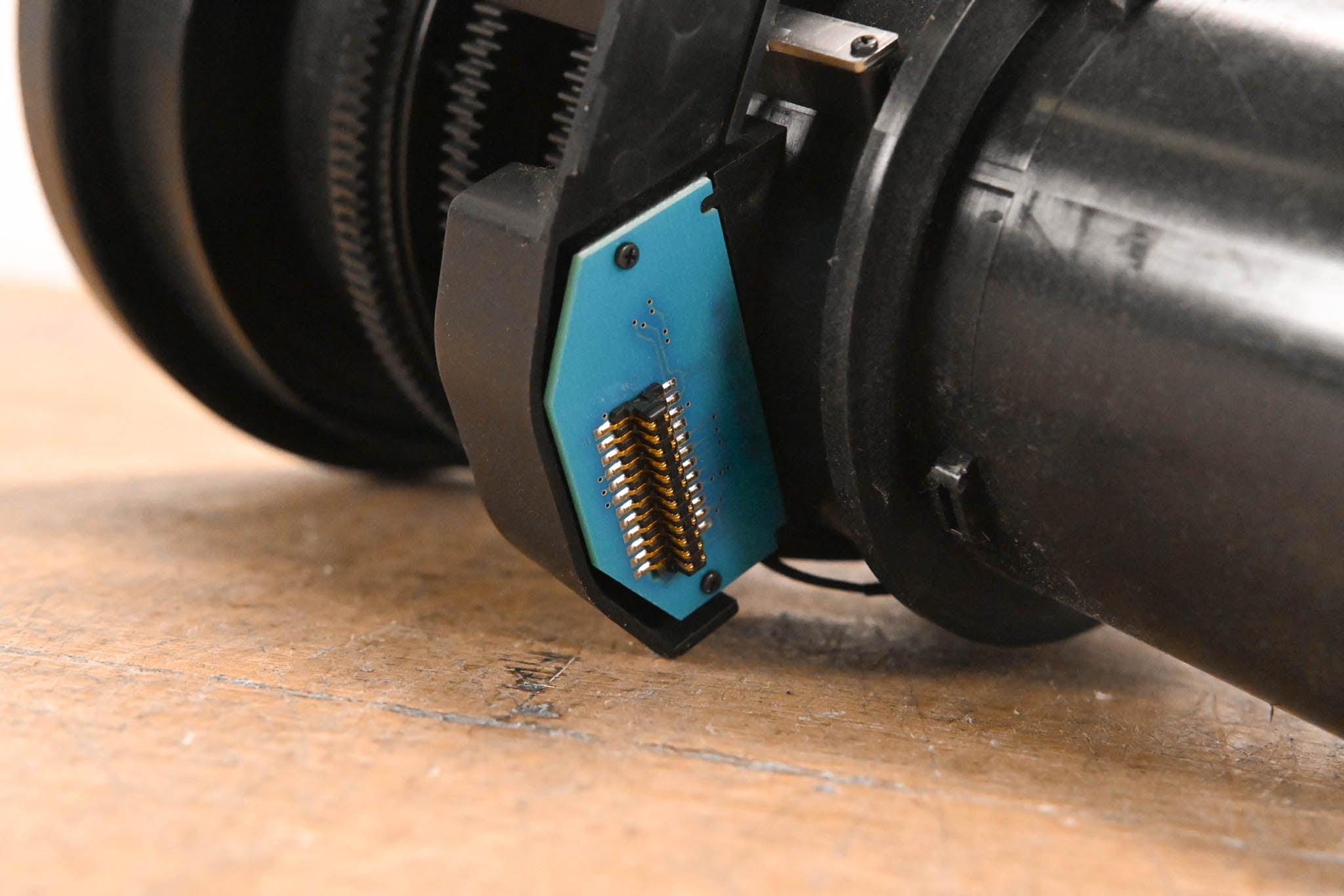 Epson ELPLU03 Wide Short Throw Zoom Lens #1