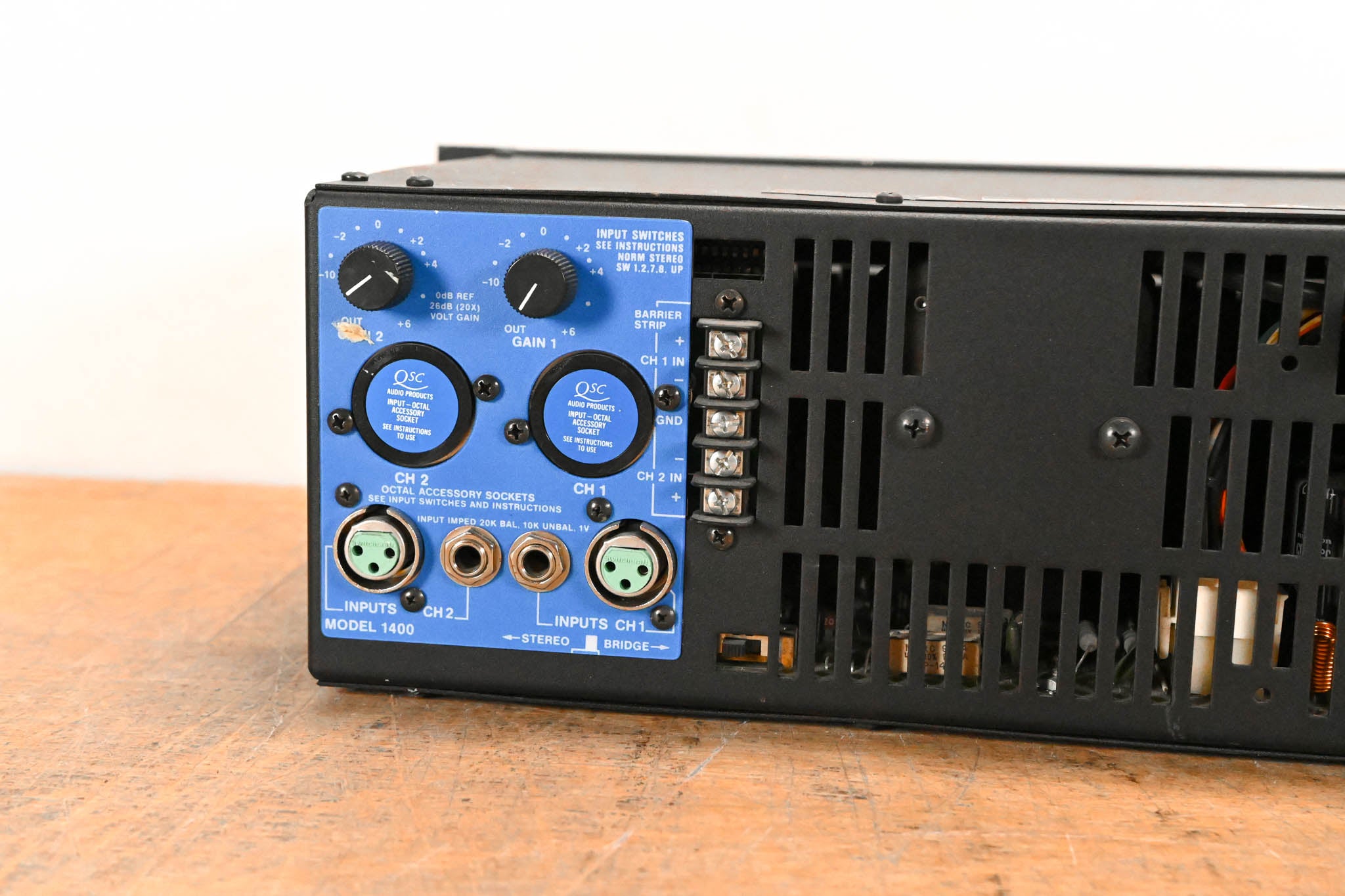 QSC Model 1400 2-Channel Power Amplifier