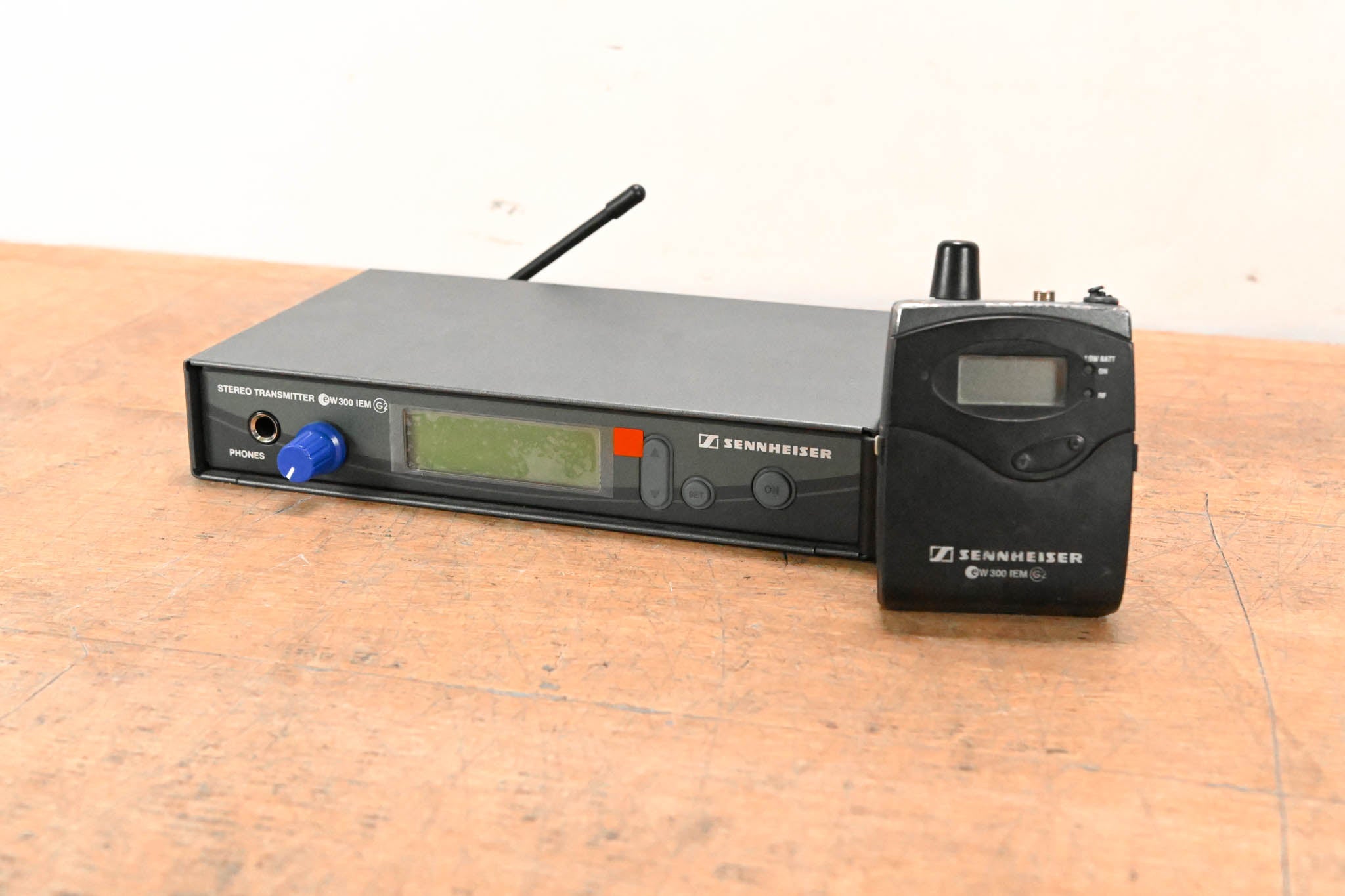 Sennheiser ew 300 IEM G2 Wireless IEM System 518-554 MHz NO POWER SUPPLY