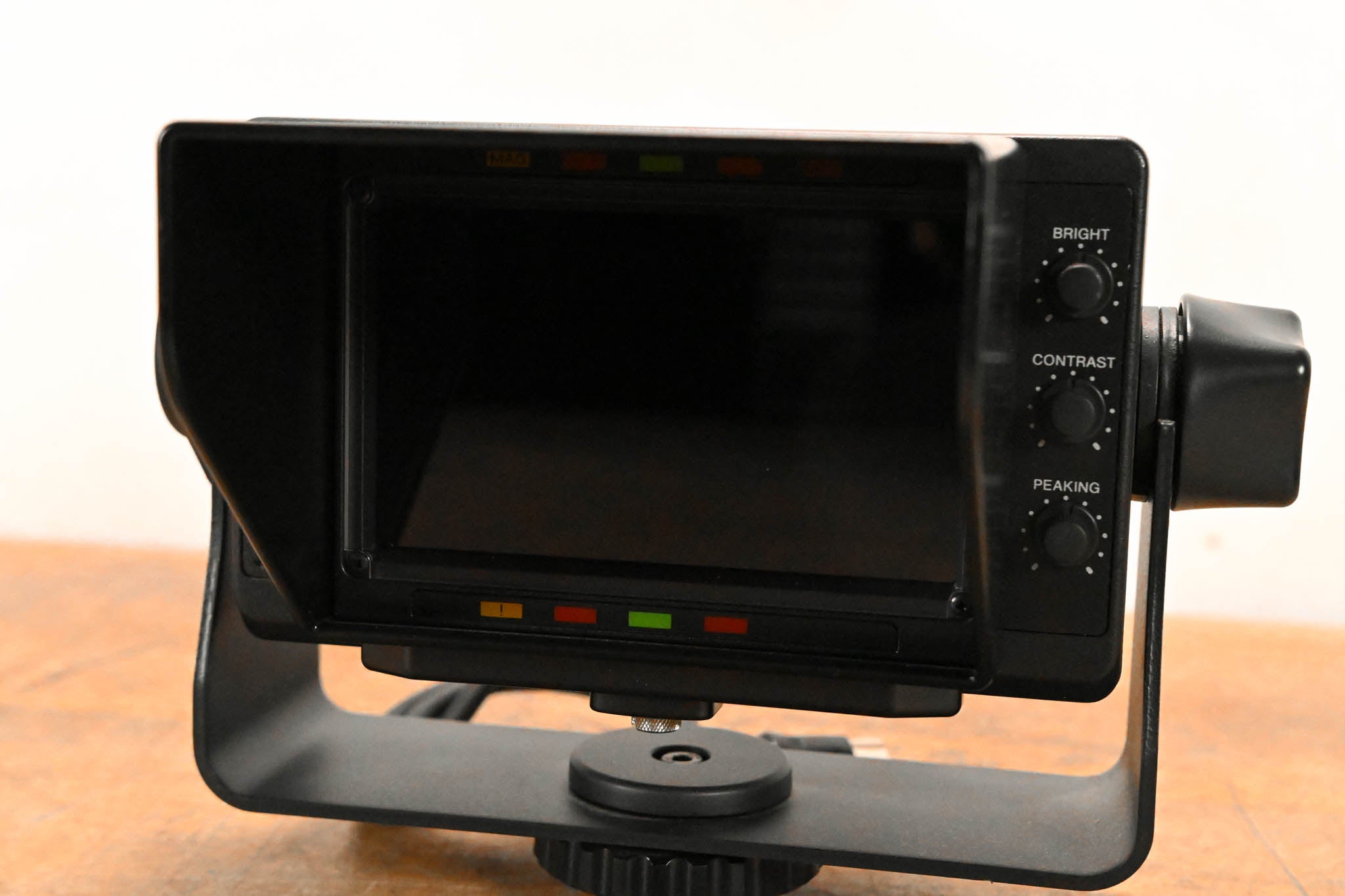 Sony DXF-C50WA 5-inch LCD Color Viewfinder for HXC-D70 SD/HD Camera