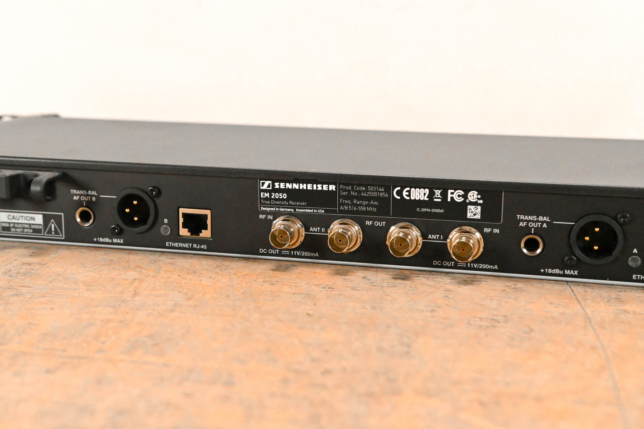 Sennheiser EM 2050 Dual-Channel Wireless Receiver Aw Range: 516-558 MHz