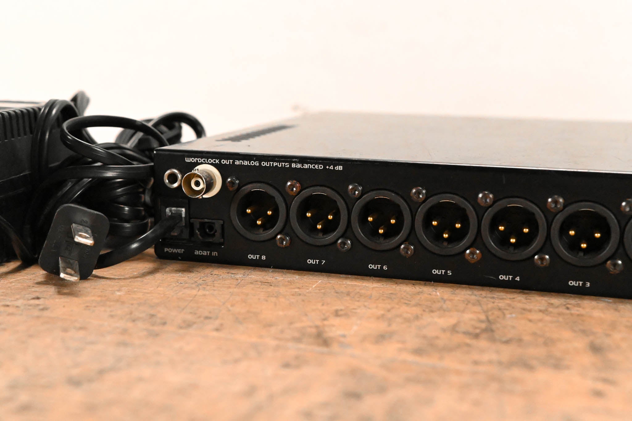 Swissonic DA24 MK2 8-Channel 24-Bit Digital/Analog Converter