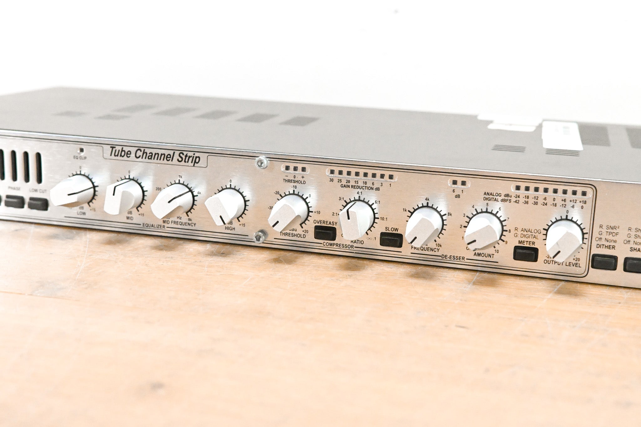 dbx 376 Tube Channel Strip with Digital Out