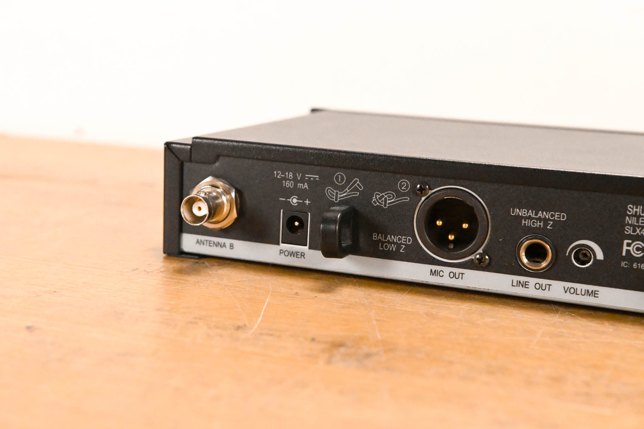 Shure SLX14-H5 Wireless Bodypack System - 518-542 MHz (NO POWER SUPPLY)
