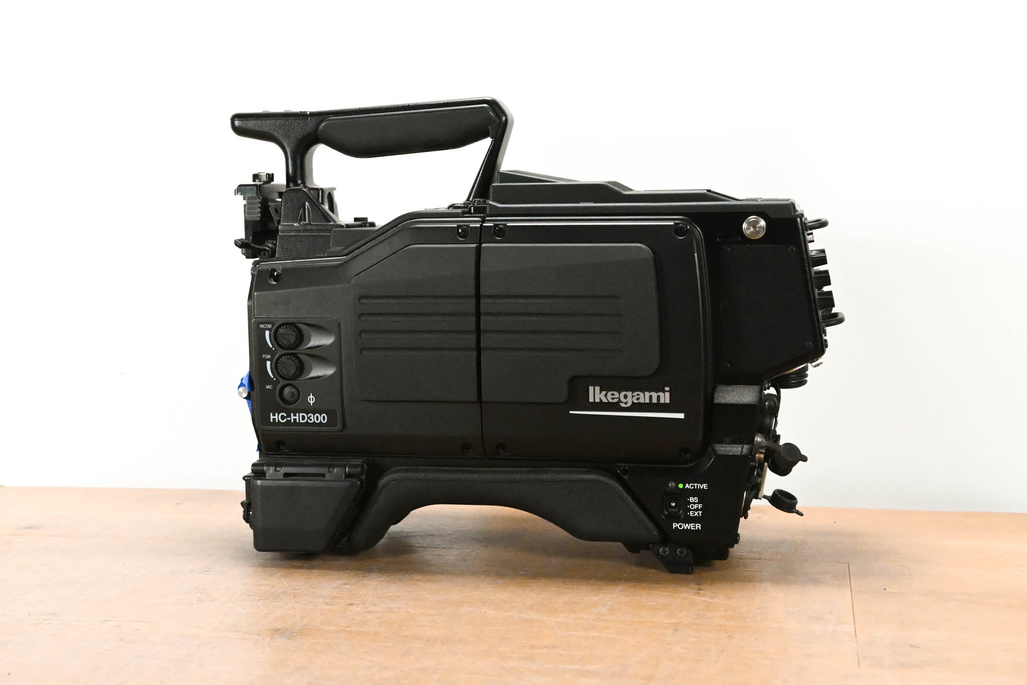 Ikegami HC-HD300 3-CMOS Full HD Camera w/ FA-300 Fiber Adapter