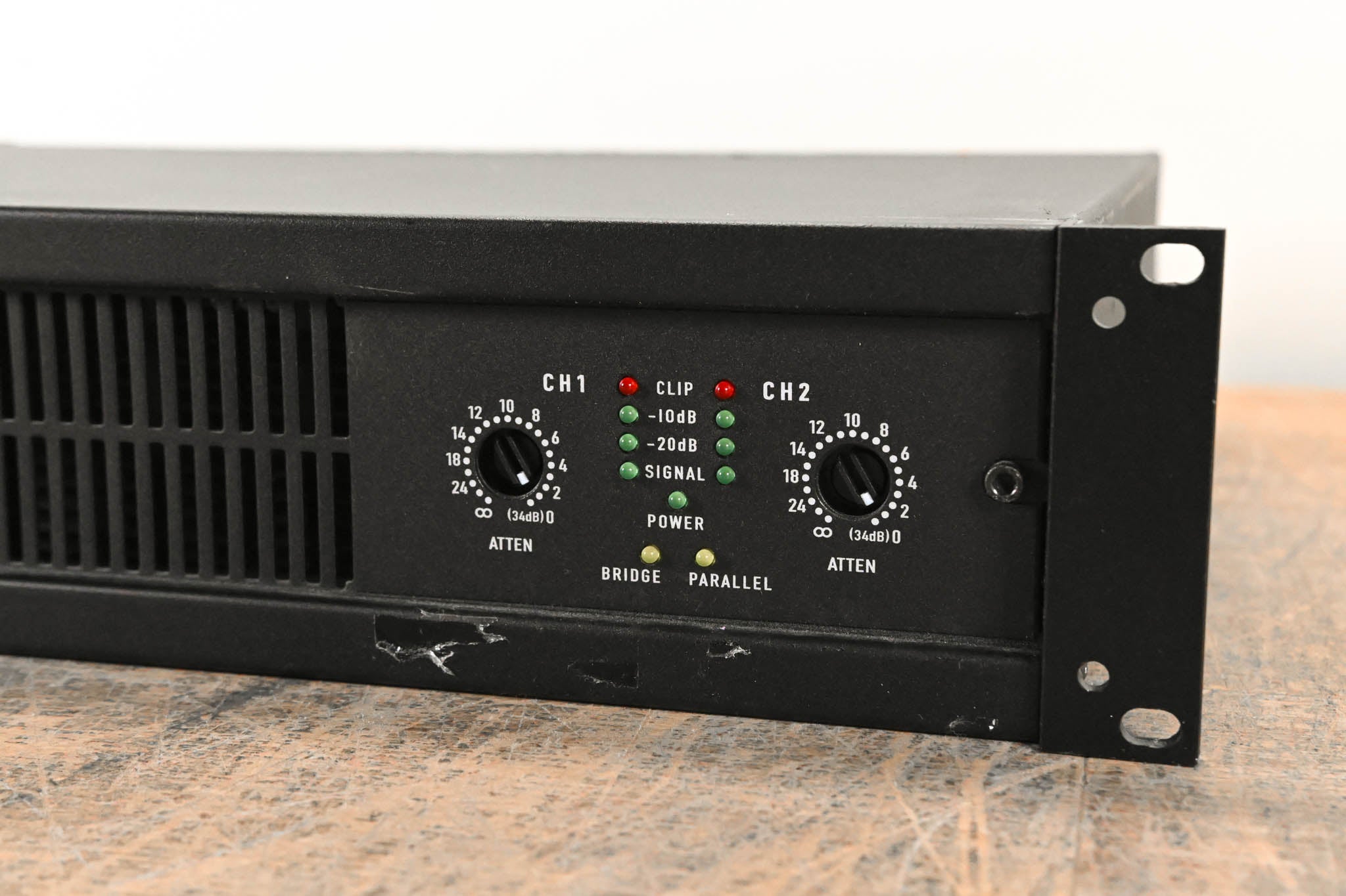 QSC CX702 2-Channel 700W Power Amplifier