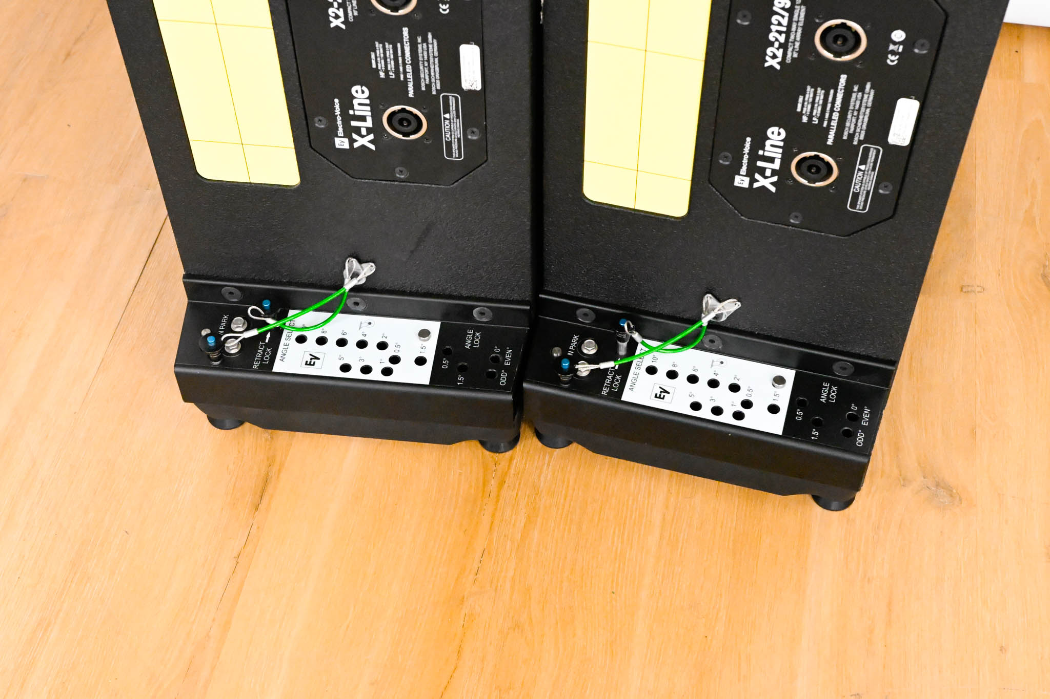 Electro-Voice (EV) X2-212/90 12" Vertical Line Array Loudspeaker (PAIR)