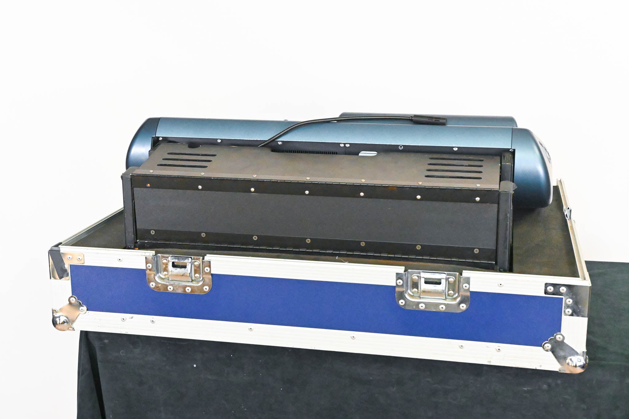 Midas PRO2C Live Digital Audio Mixing Console with Road Case