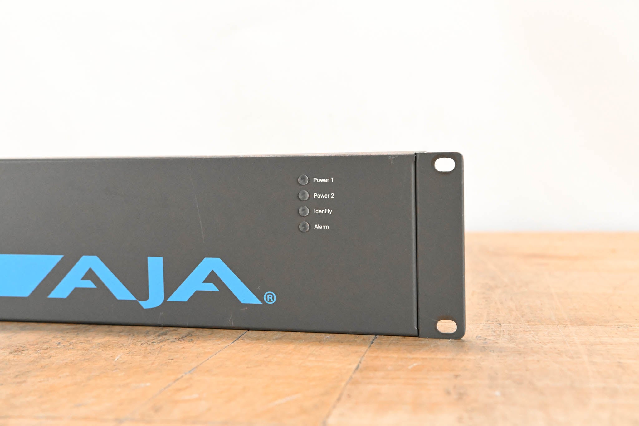 AJA KUMO 3232 2RU Compact 3G-SDI Router with USB