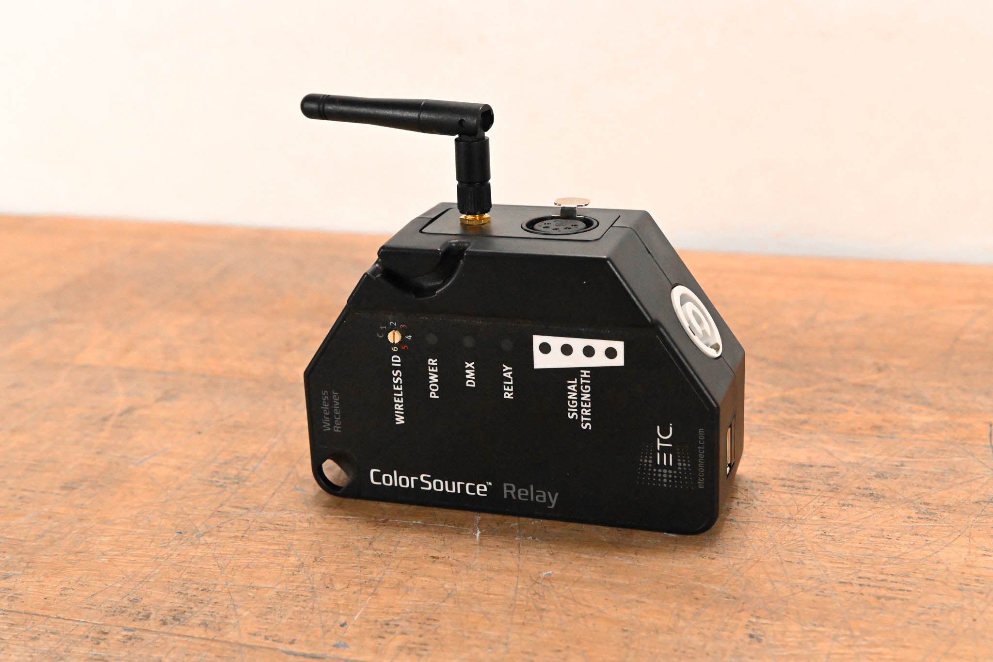 ETC ColorSource Relay CSR-W Wireless Receiver